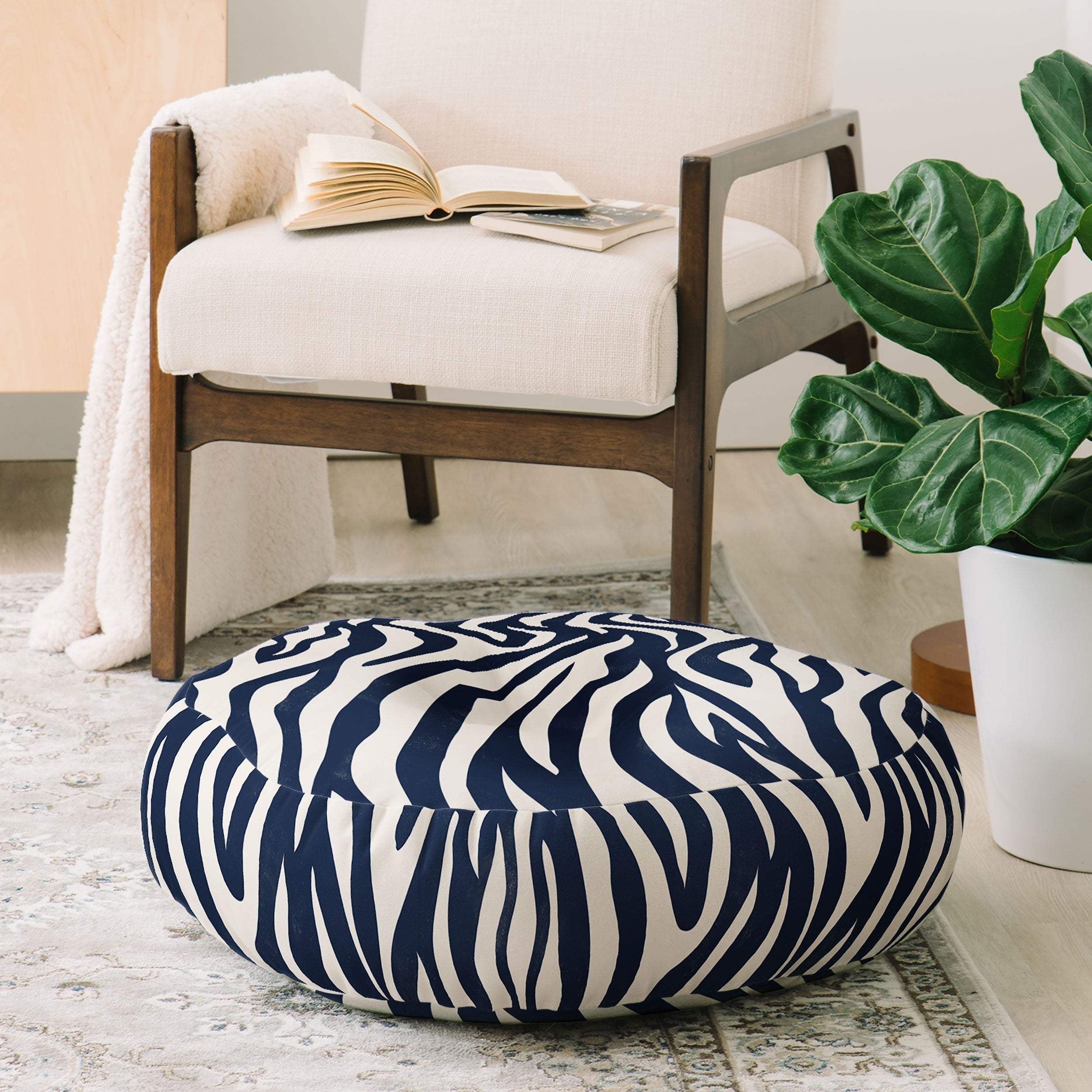 Avenie BR Navy Tiger Stripes Floor Pillow Round