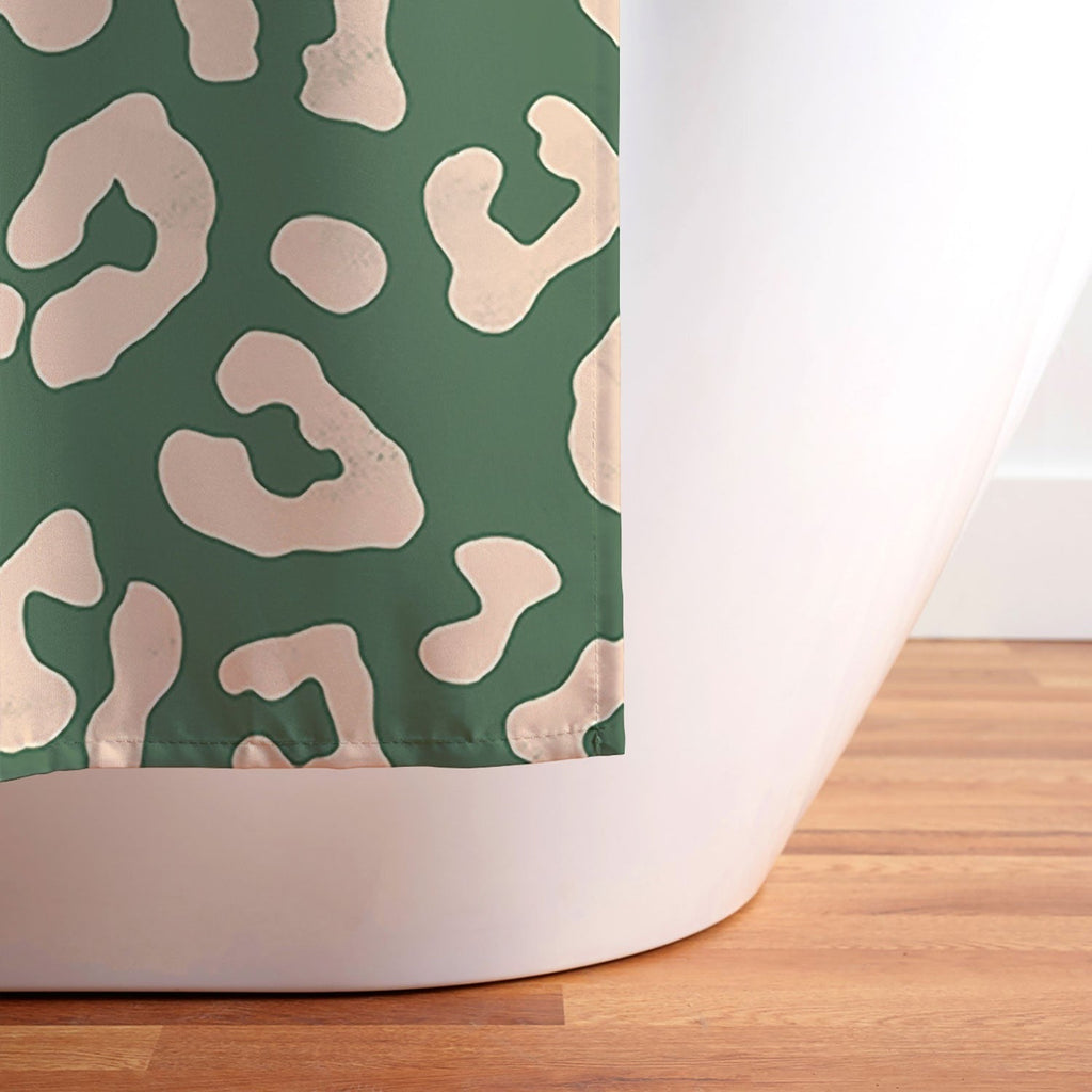 Avenie BR Cheetah Print In Green Shower Curtain