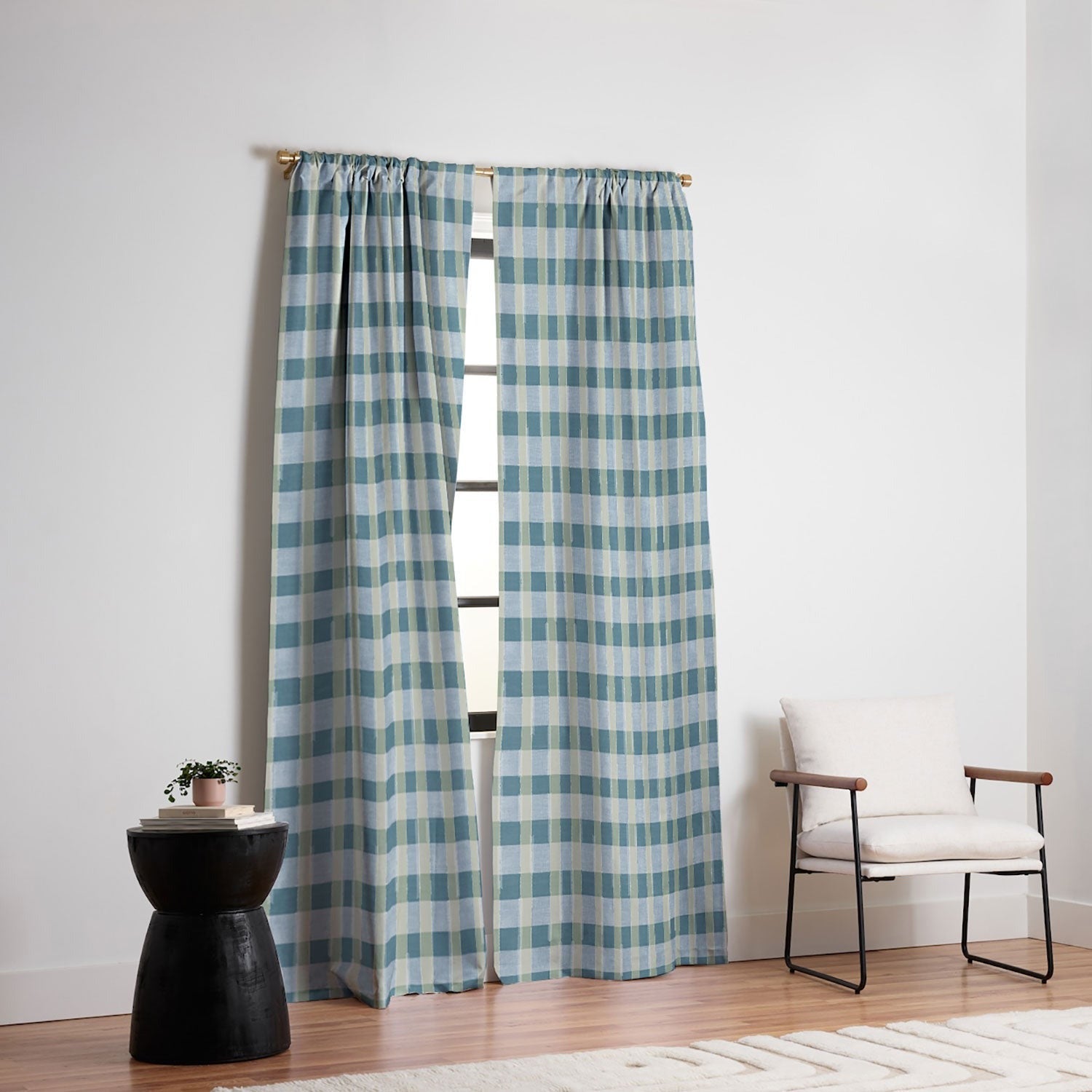 Marta Barragan Camarasa Country Style Checks Blackout Non Repeat
