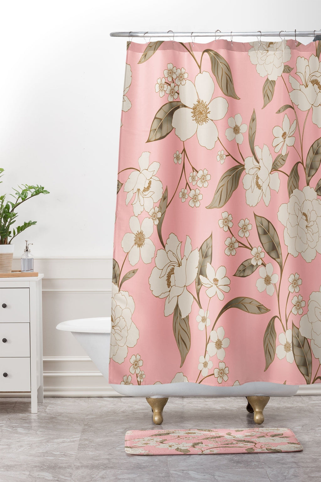 Gabriela Fuente Roberta in Pink Memory Foam Bath Mat