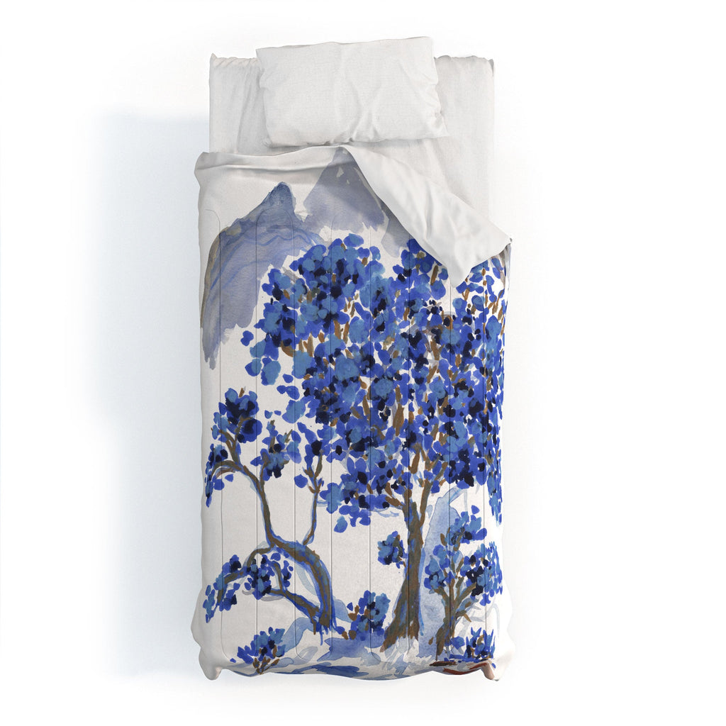 Rachelle Roberts Misty Blue Mountain Comforter
