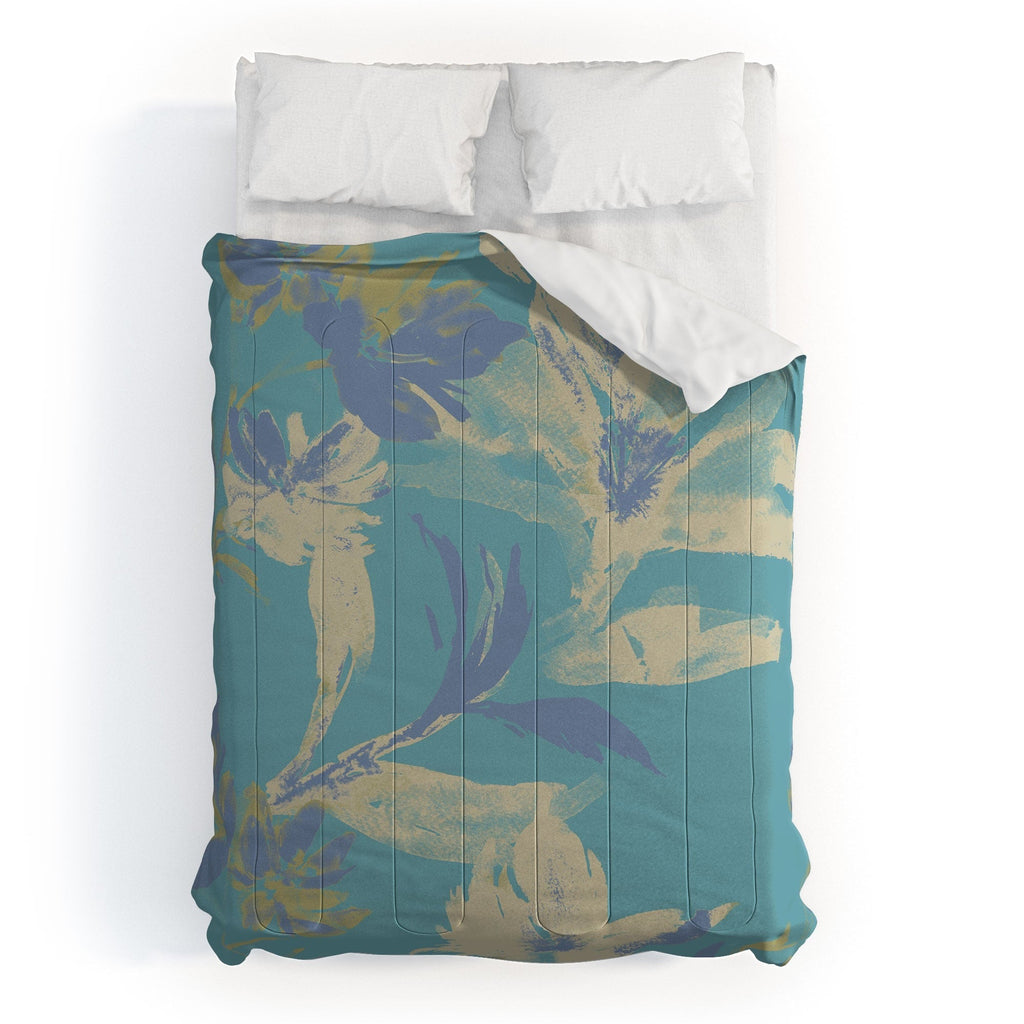 Gabriela Fuente Emma Floral Comforter