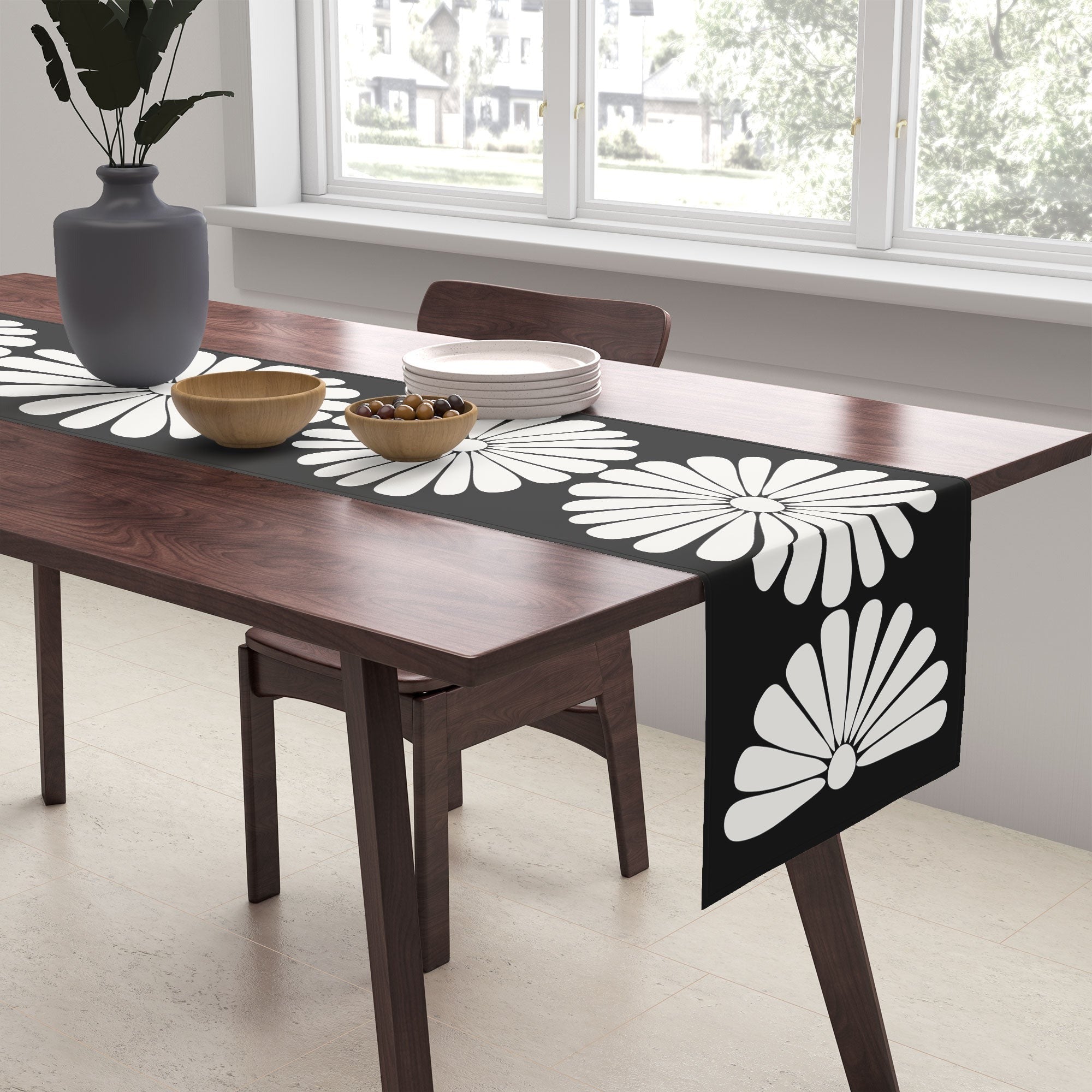 Colour Poems Retro Daisy II Table Runner