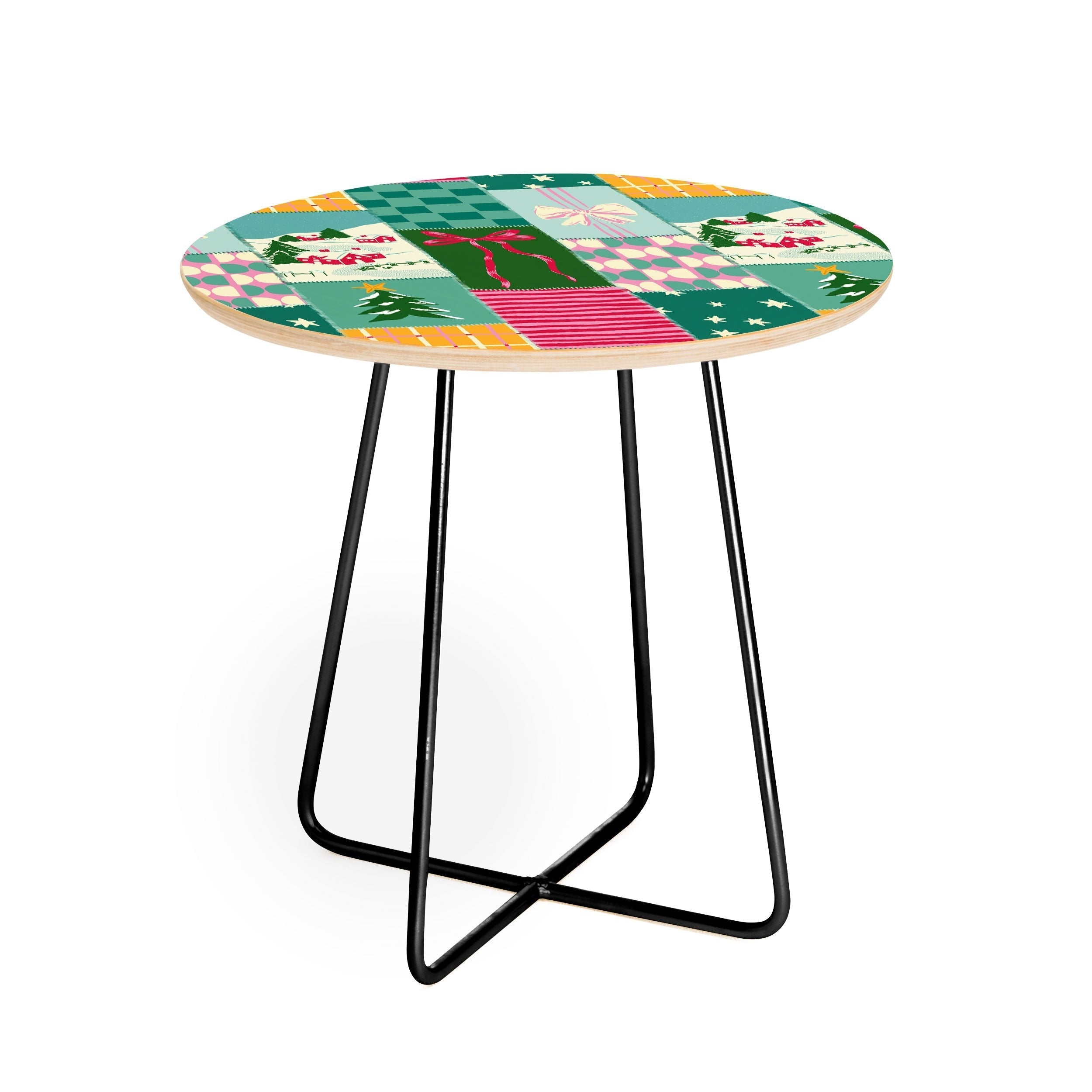 LouBruzzoni Cozy Christmas Patchwork Round Side Table