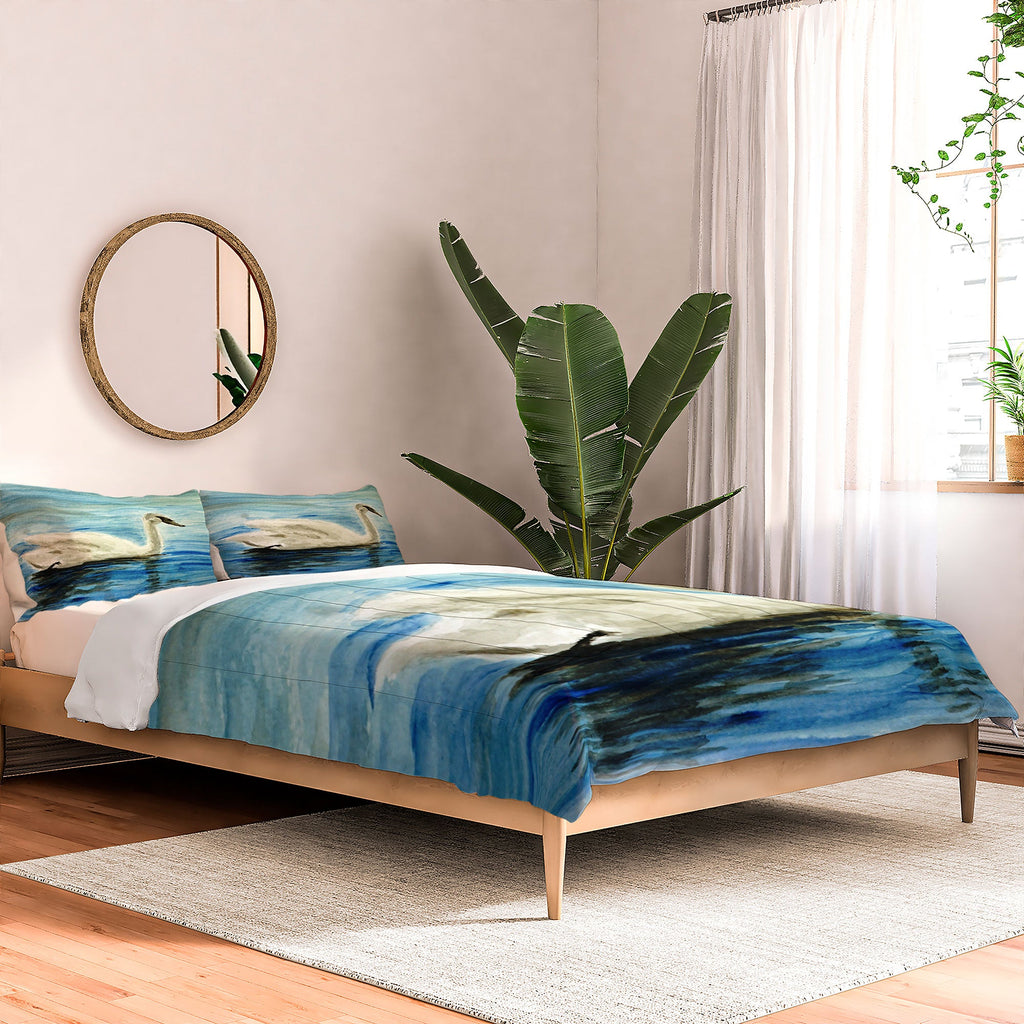 Seleneli_art swan I Comforter