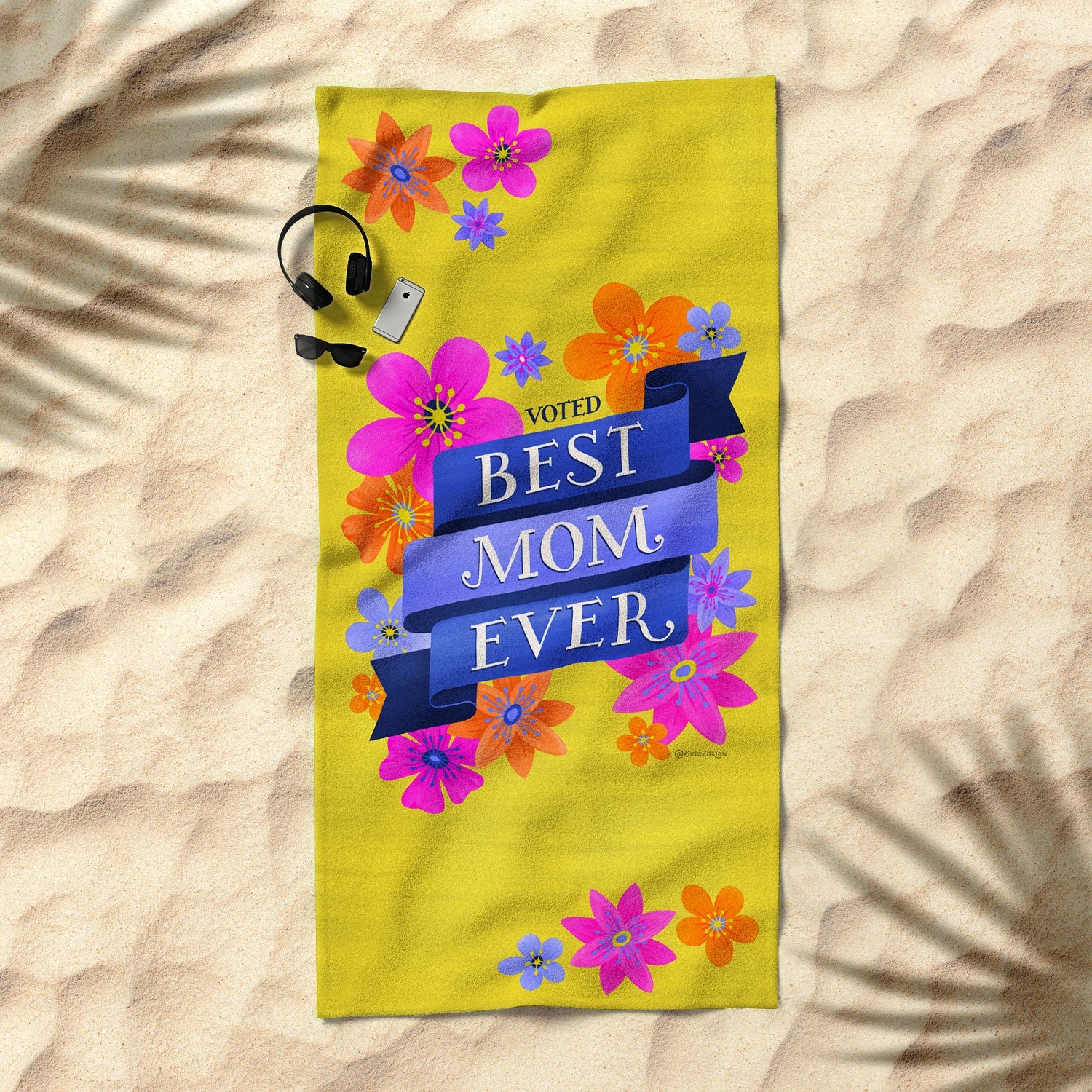Seta Zakian Best Mom Ever Beach Towel