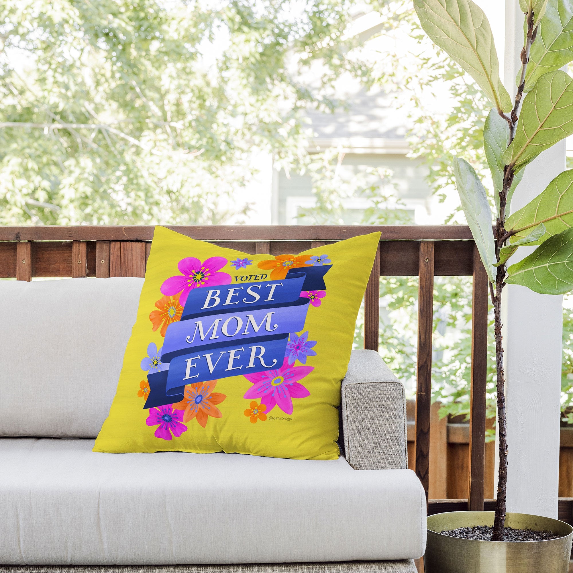 Seta Zakian Best Mom Ever Outdoor Throw Pillow