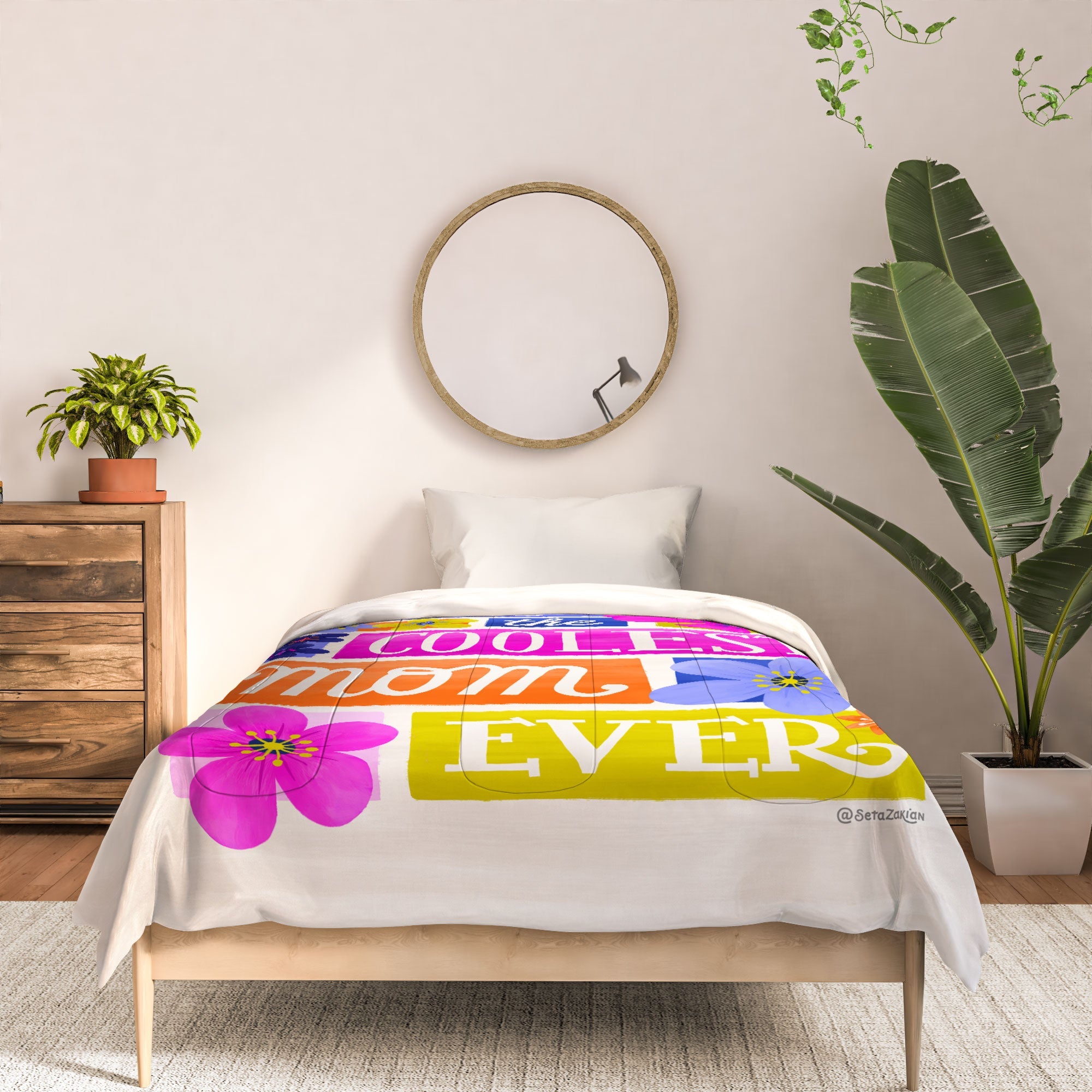 Seta Zakian Coolest Mom Ever Comforter