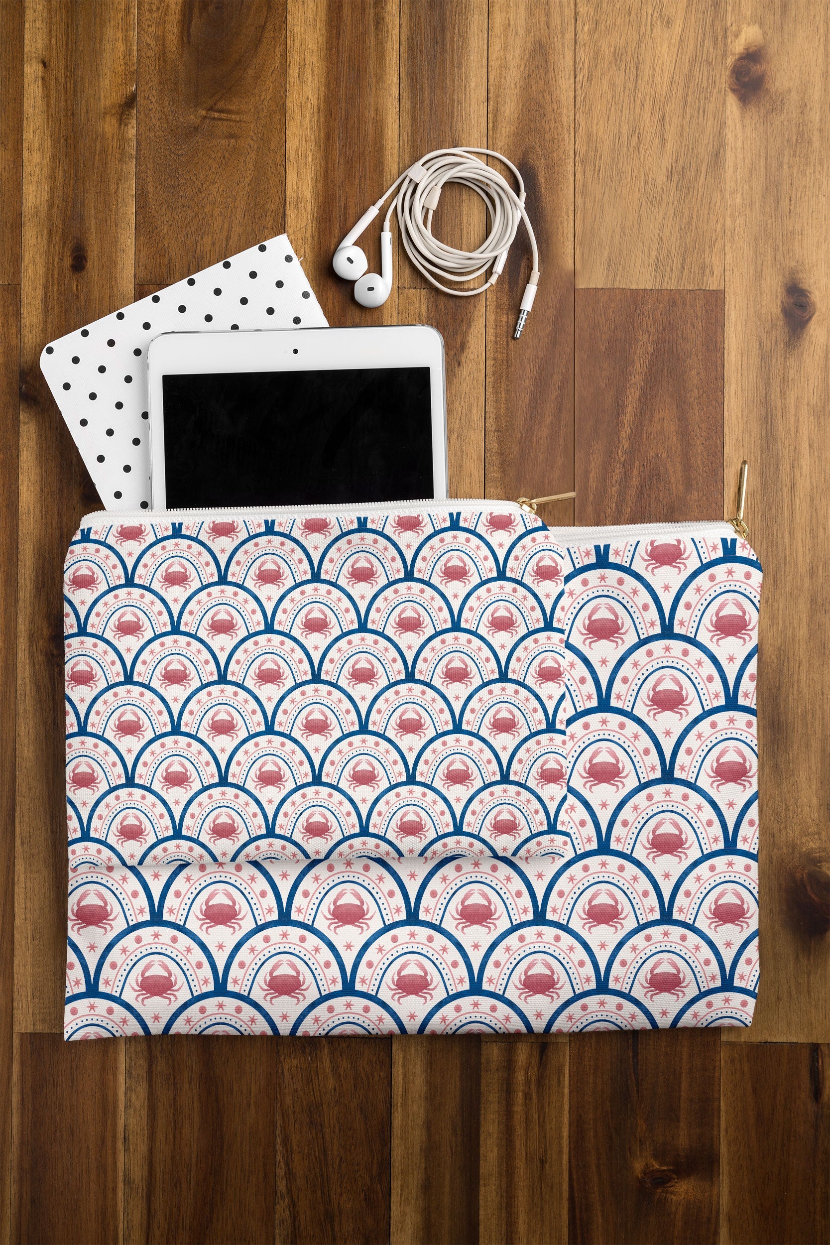 Seta Zakian Crab Scallop pattern Pouch