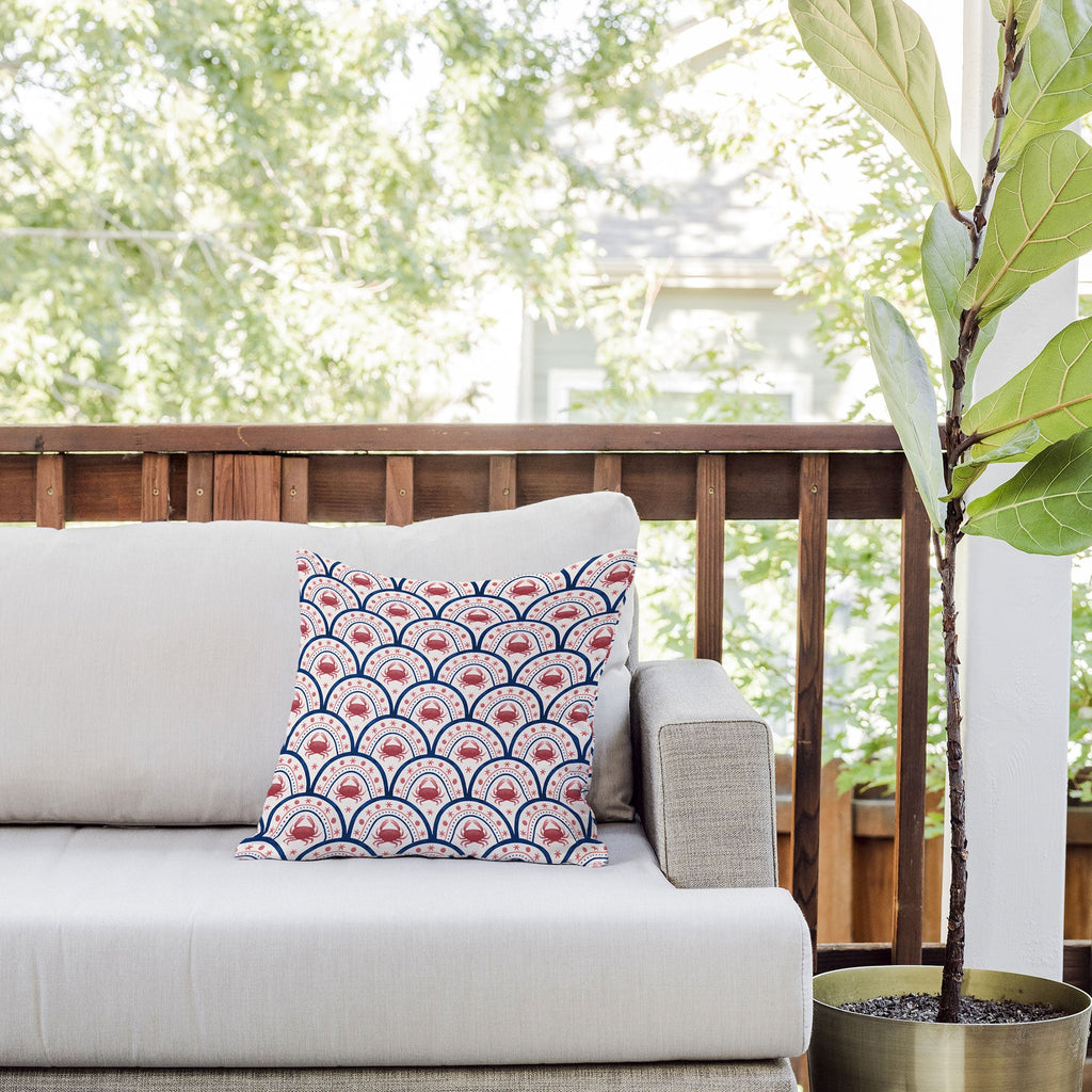 Seta Zakian Crab Scallop pattern Outdoor Throw Pillow