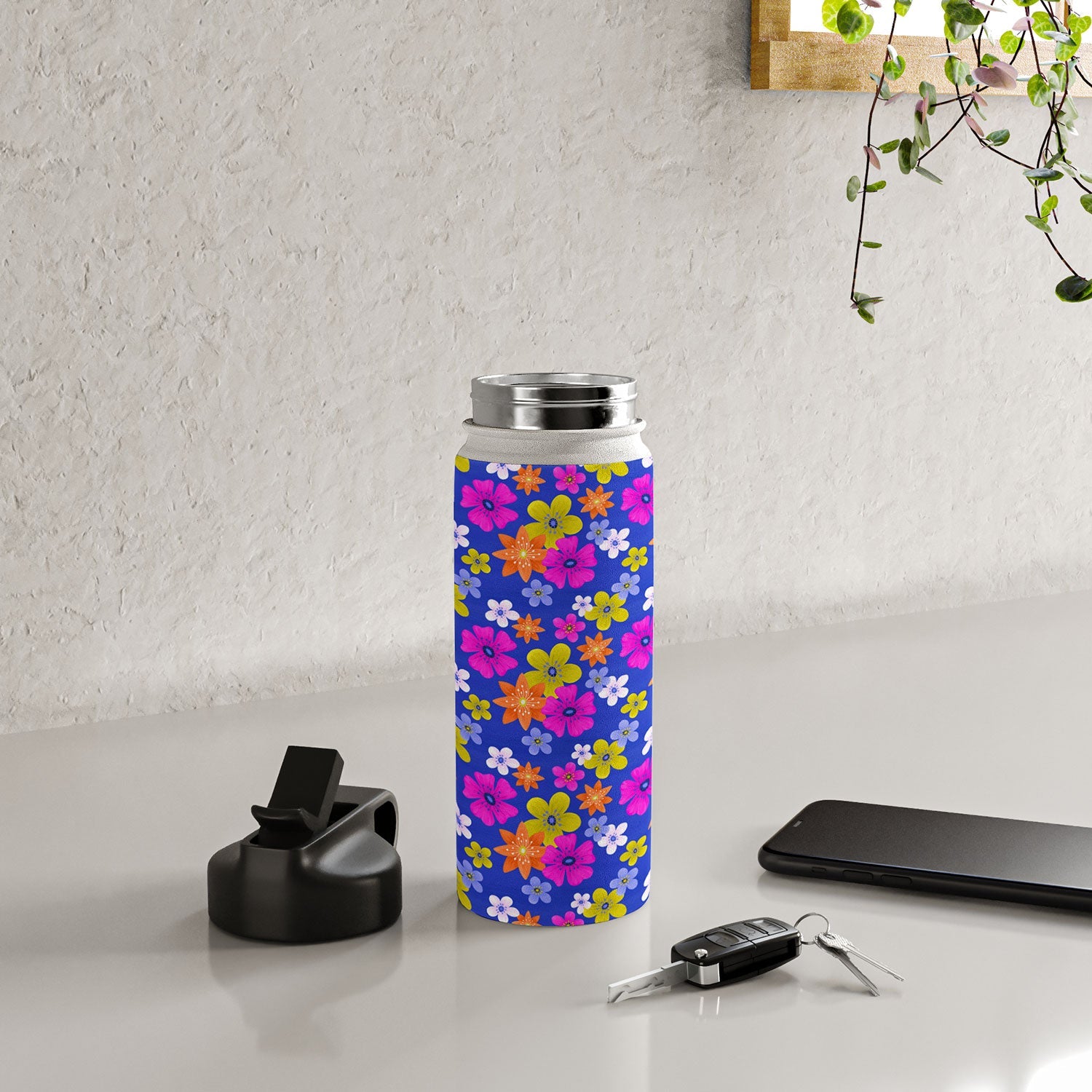 Seta Zakian Floral blue pattern Water Bottle
