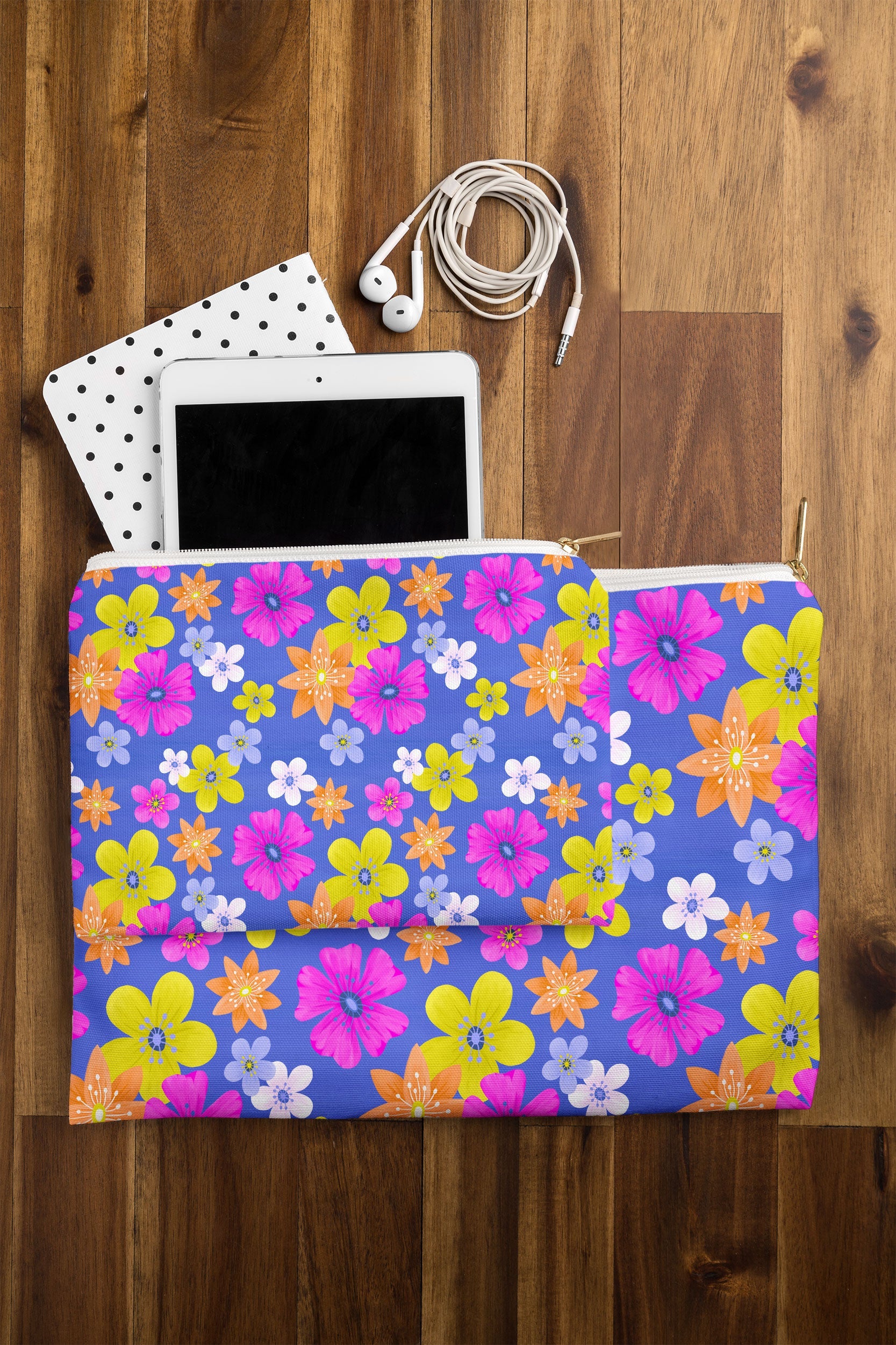 Seta Zakian Floral blue pattern Pouch