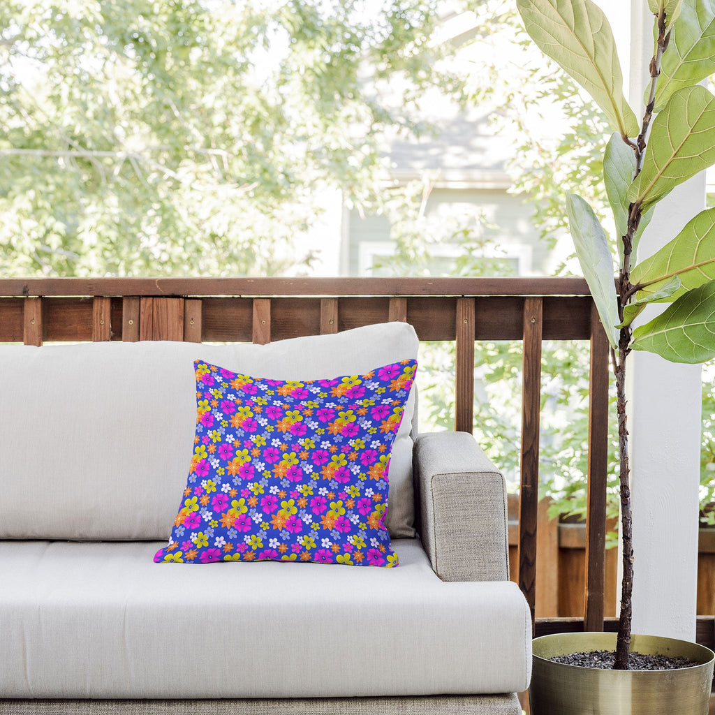 Seta Zakian Floral blue pattern Outdoor Throw Pillow