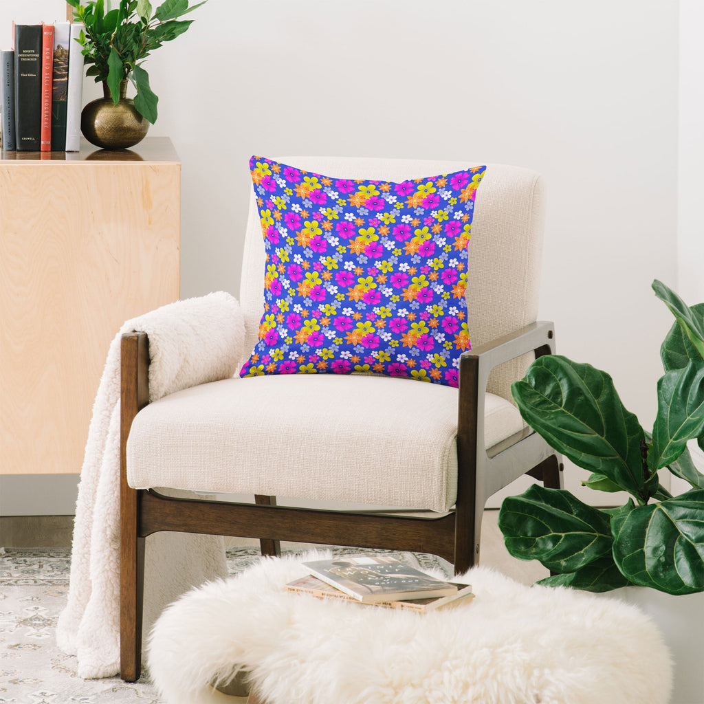Seta Zakian Floral blue pattern Throw Pillow