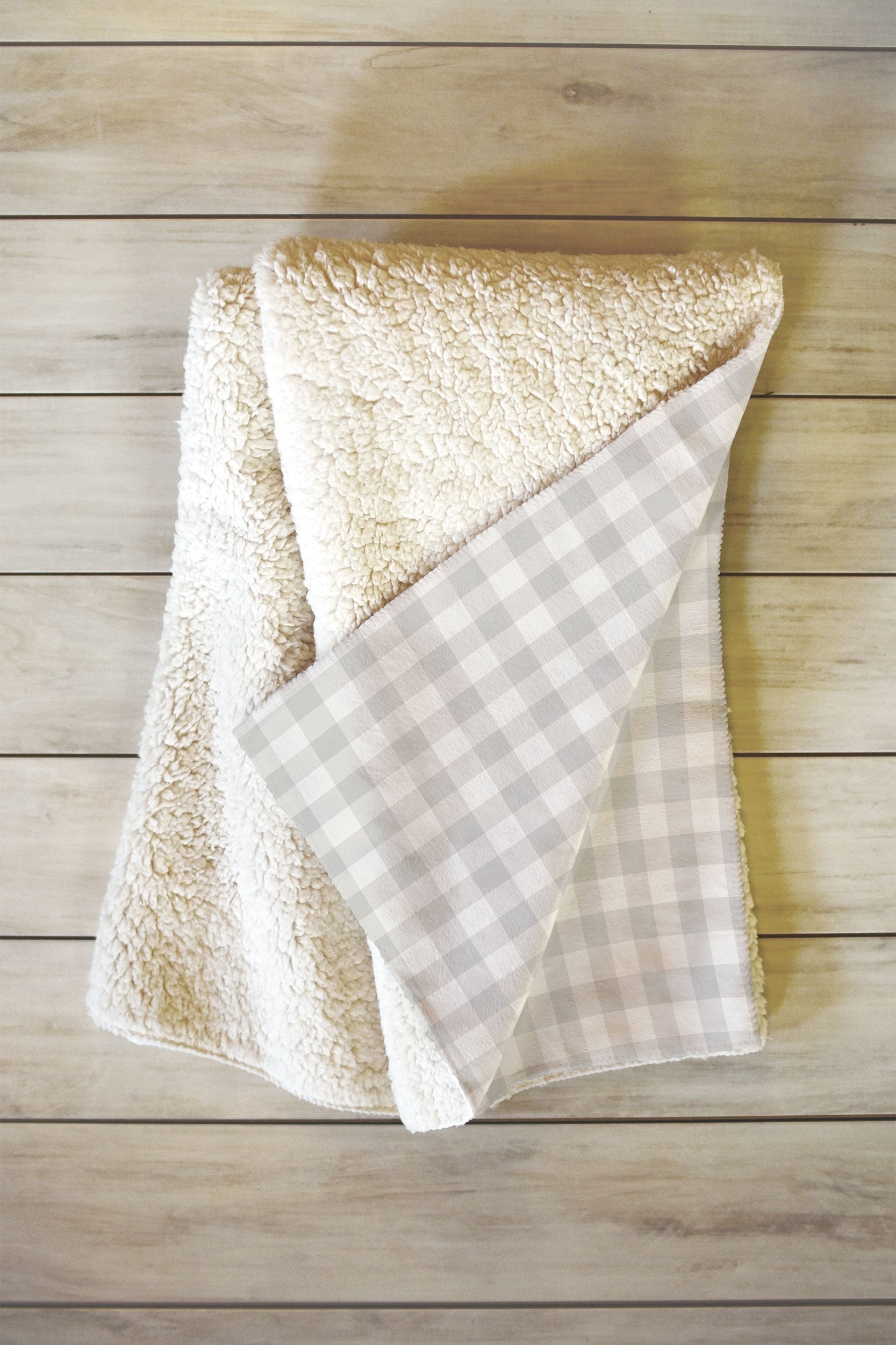 Colour Poems Gingham Plaid Pattern Cloud White Fleece Throw Blanket