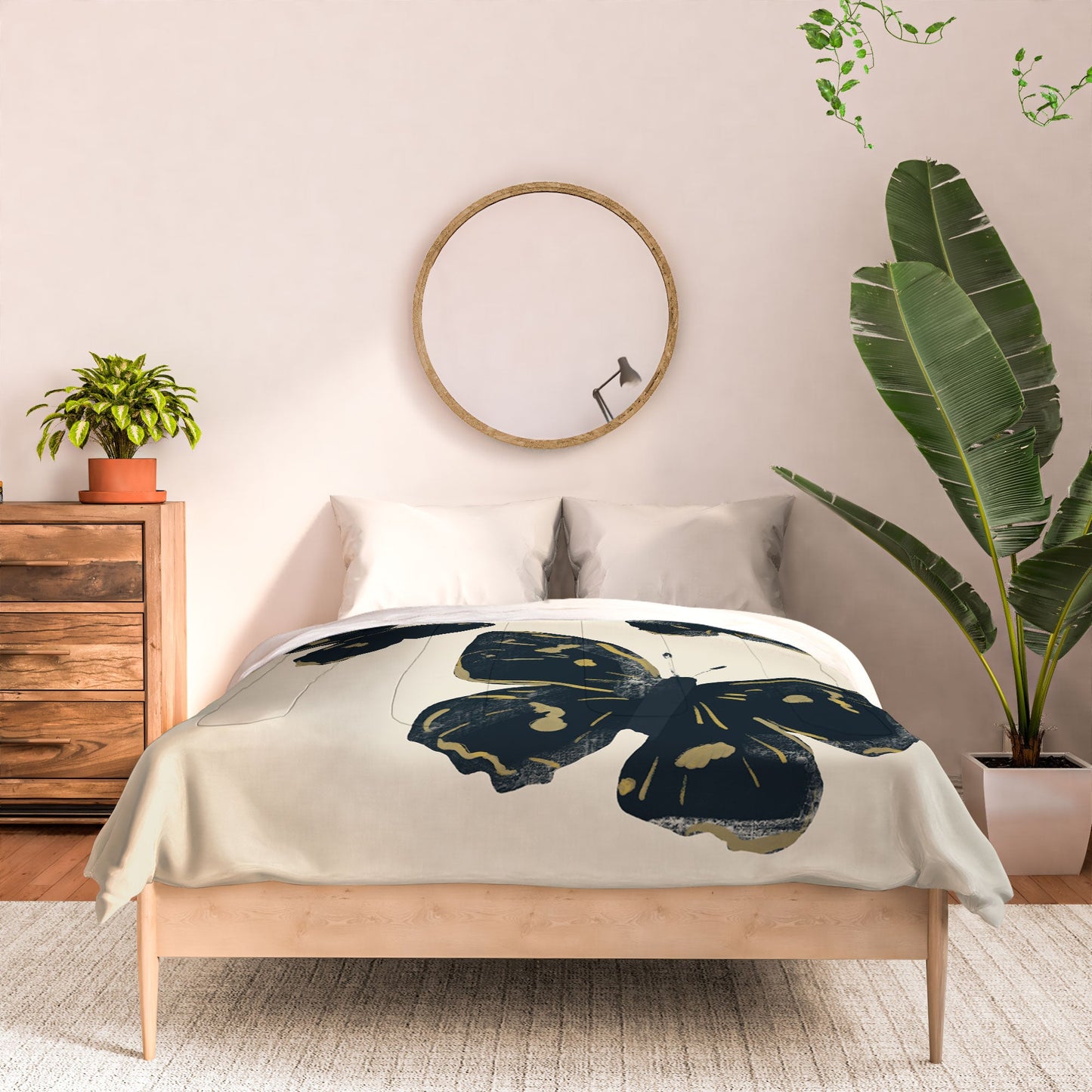 ThingDesign Black Butterflies 2 Comforter