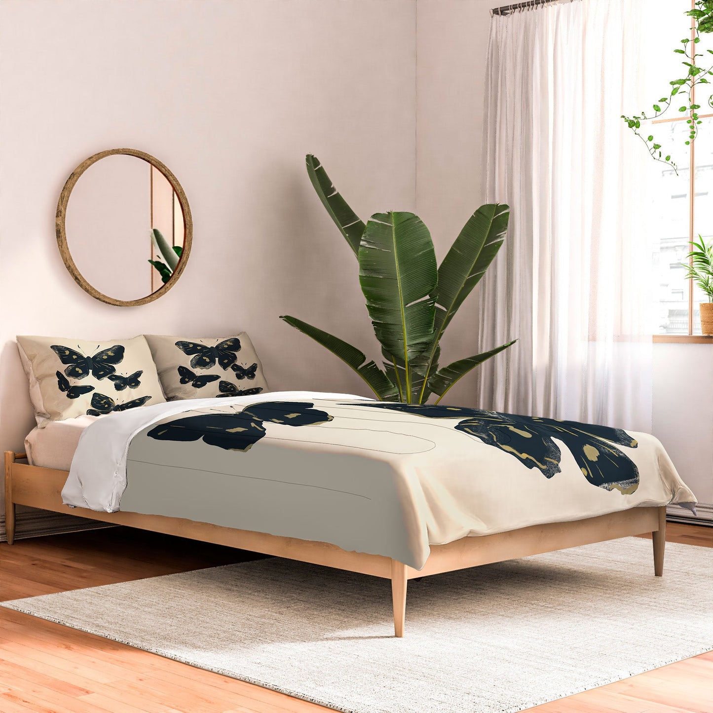 ThingDesign Black Butterflies 2 Comforter