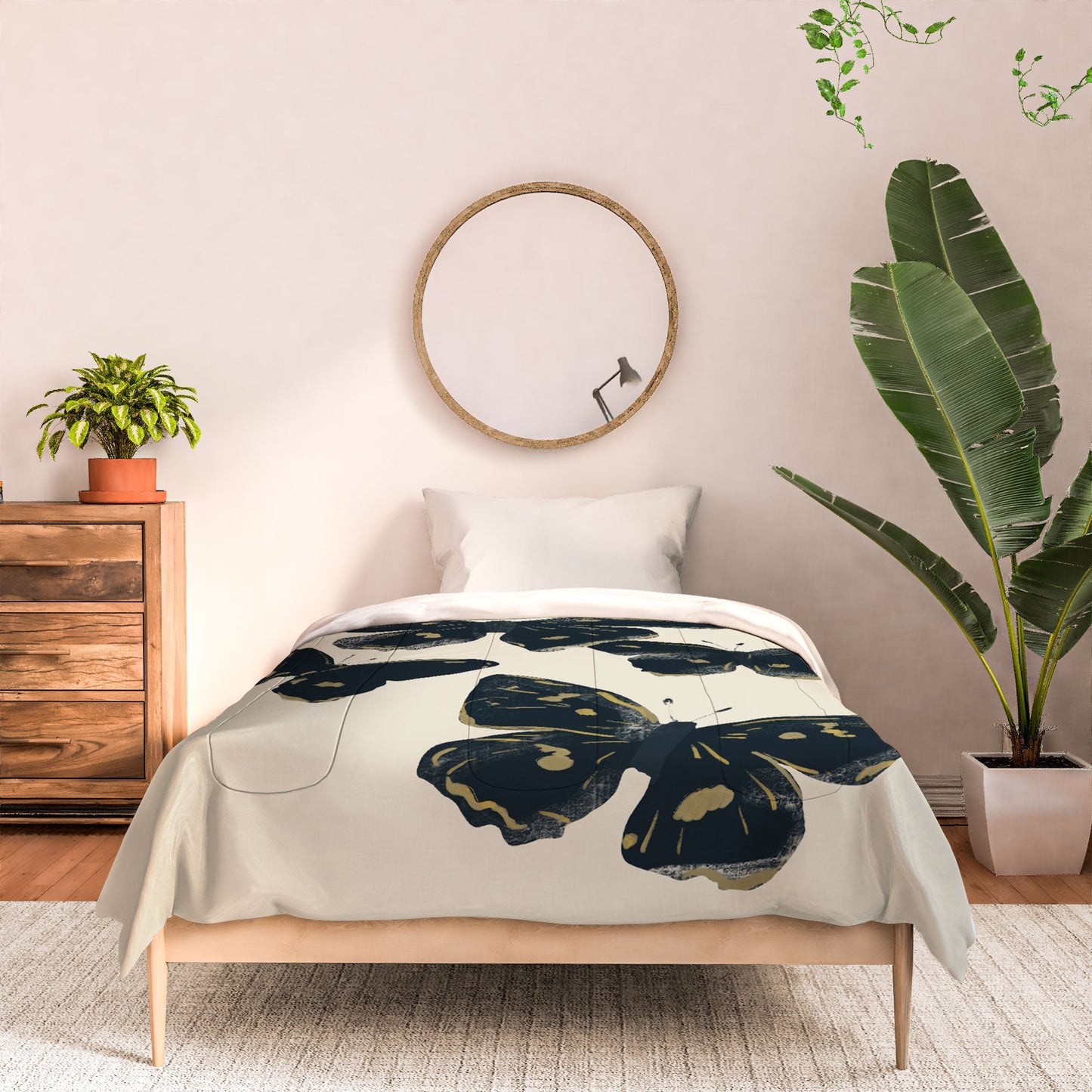 ThingDesign Black Butterflies 2 Comforter