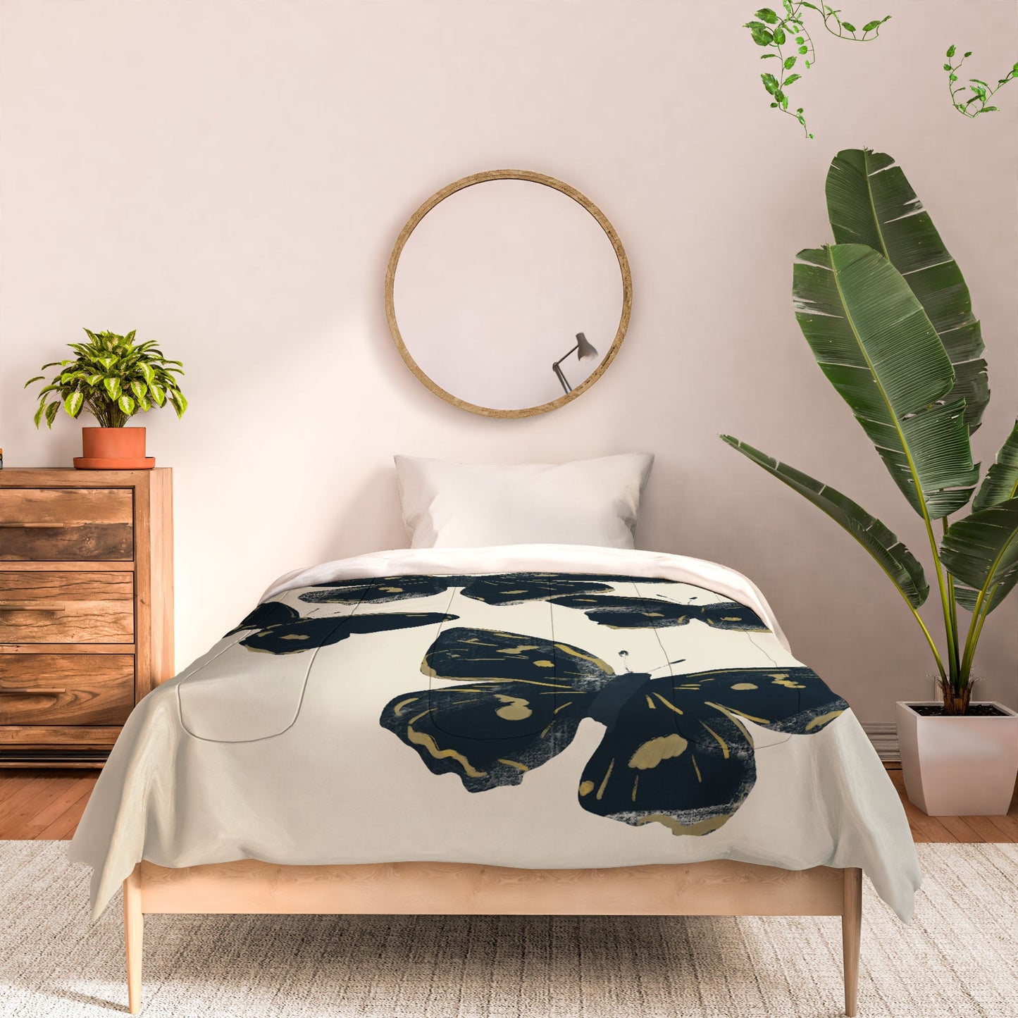 ThingDesign Black Butterflies 2 Comforter