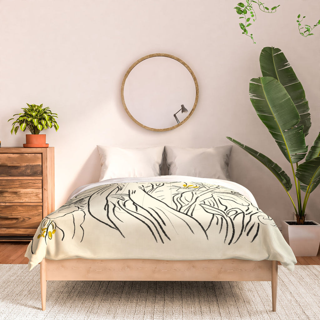 ThingDesign Minimalist Garden flowers Comforter