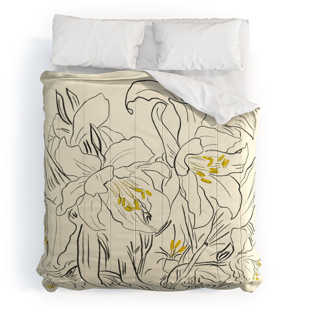 ThingDesign Minimalist Garden flowers Comforter