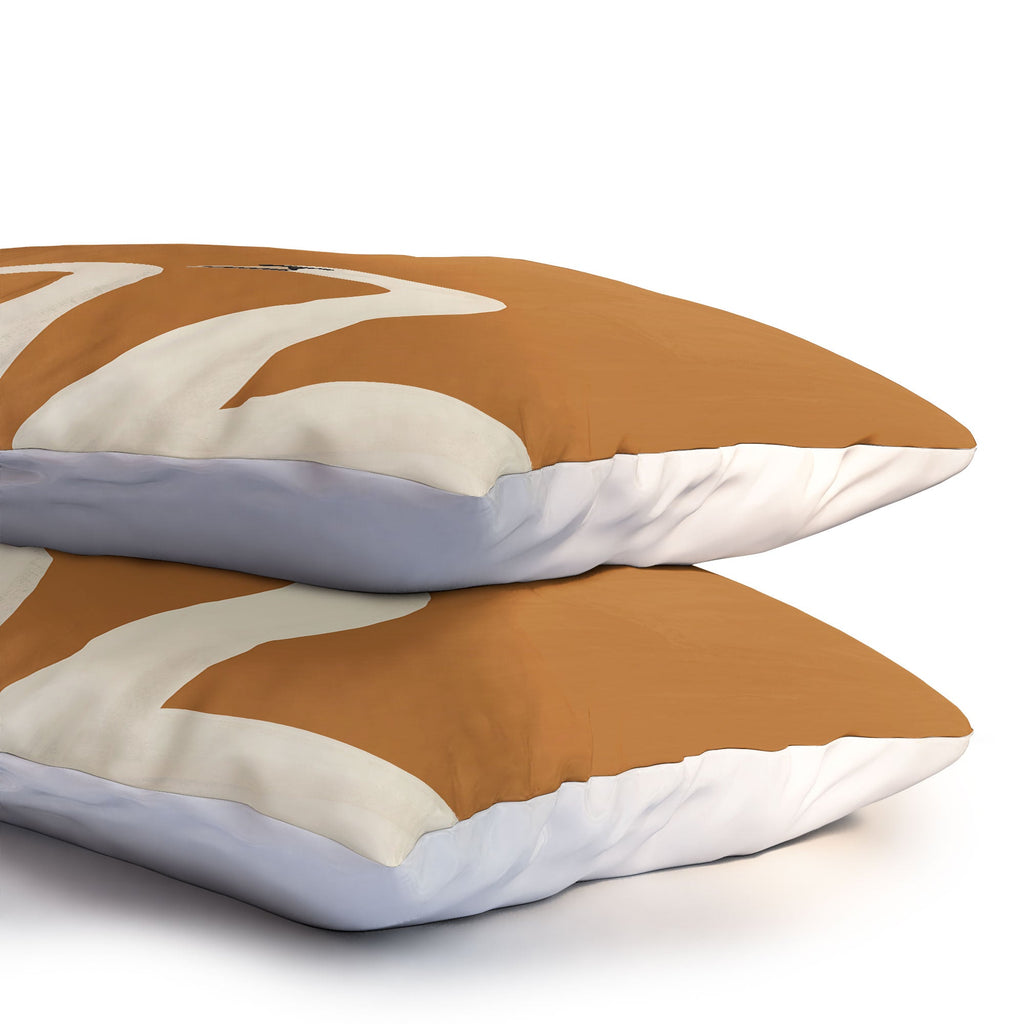 ThingDesign White Swans 2 Pillow Shams