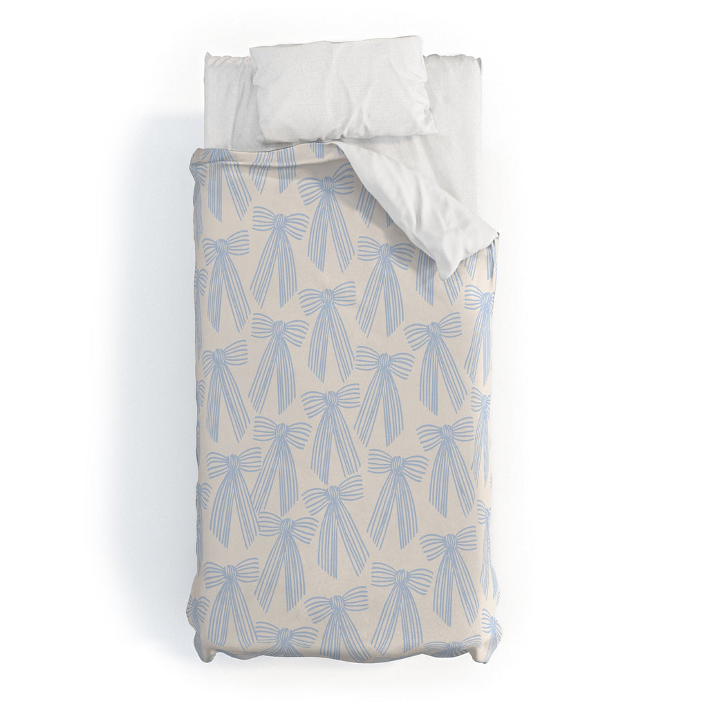 ThirtyOne Illustrations baubles bows bn artboard 2 Duvet Cover