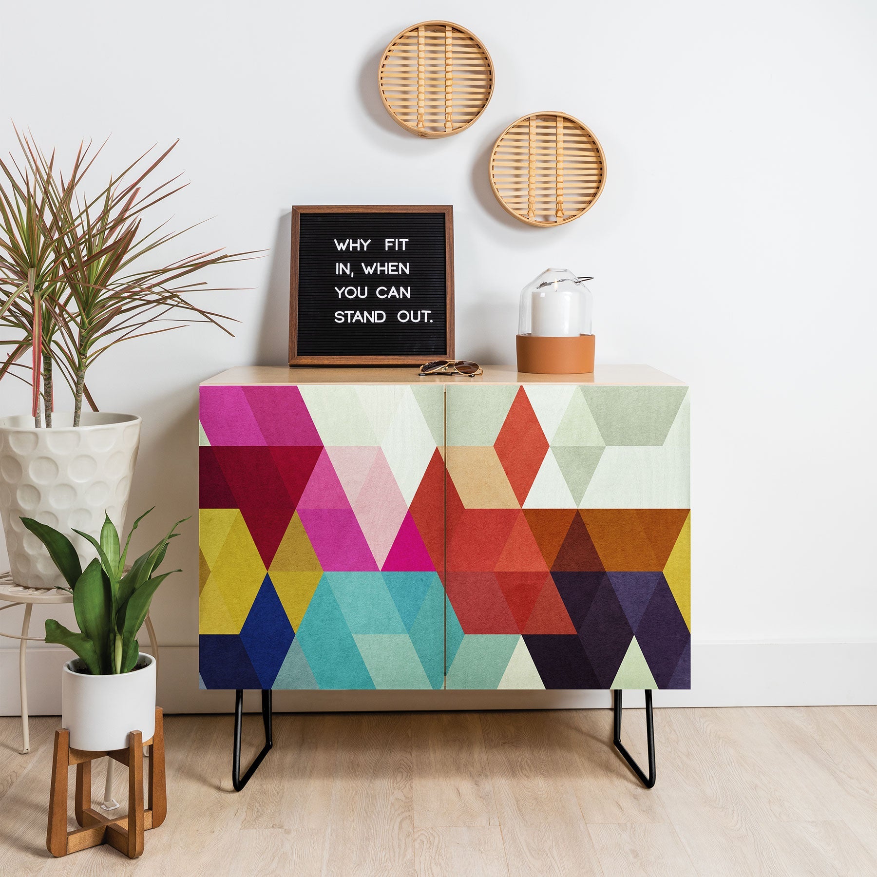 Three Of The Possessed Modele 7 Credenza