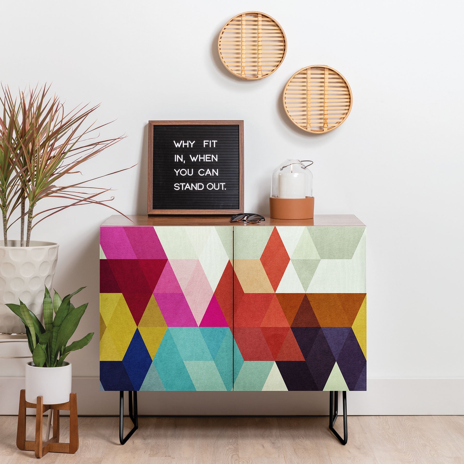 Three Of The Possessed Modele 7 Credenza