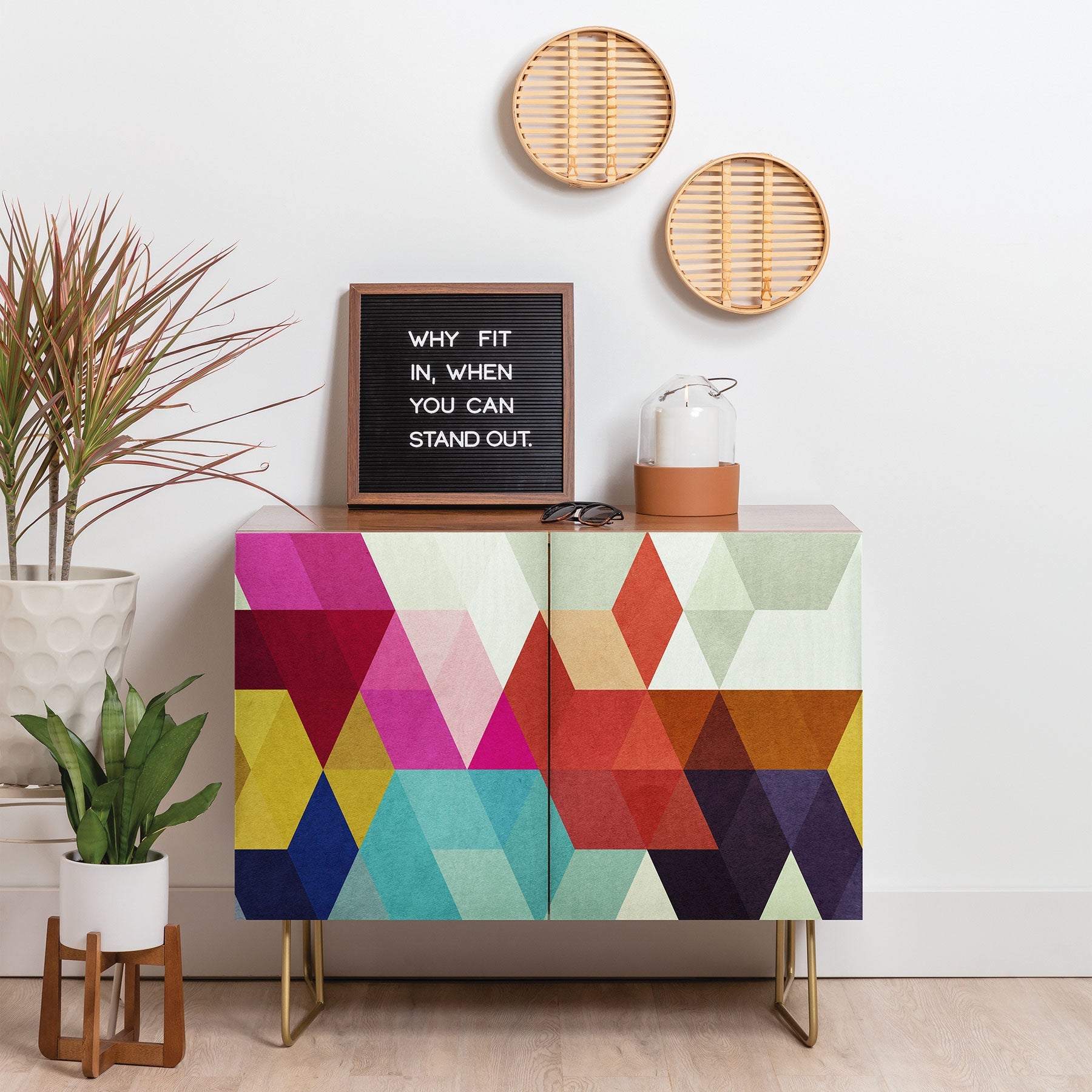 Three Of The Possessed Modele 7 Credenza