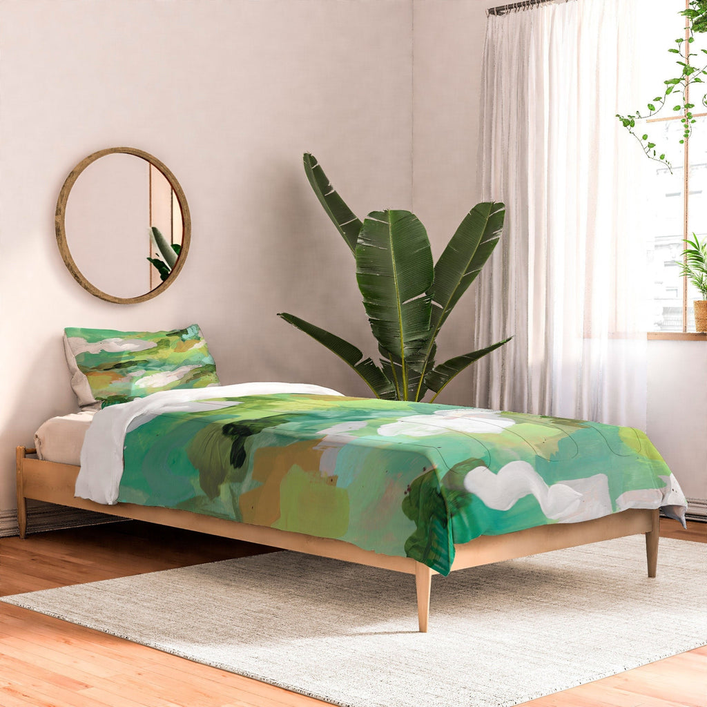 Laura Fedorowicz Small Steps Everyday Comforter