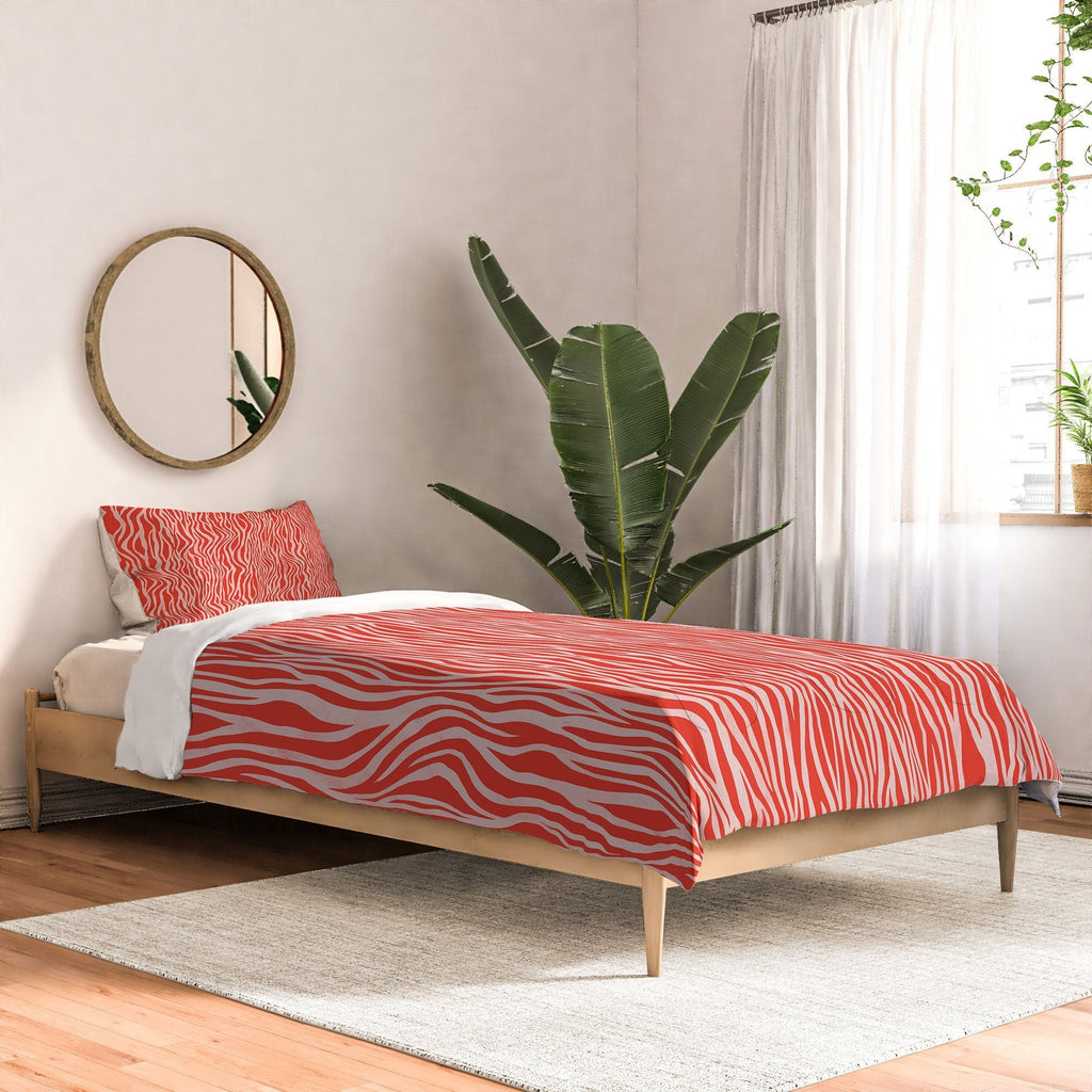 Avenie BR Red Zebra Stripe Comforter
