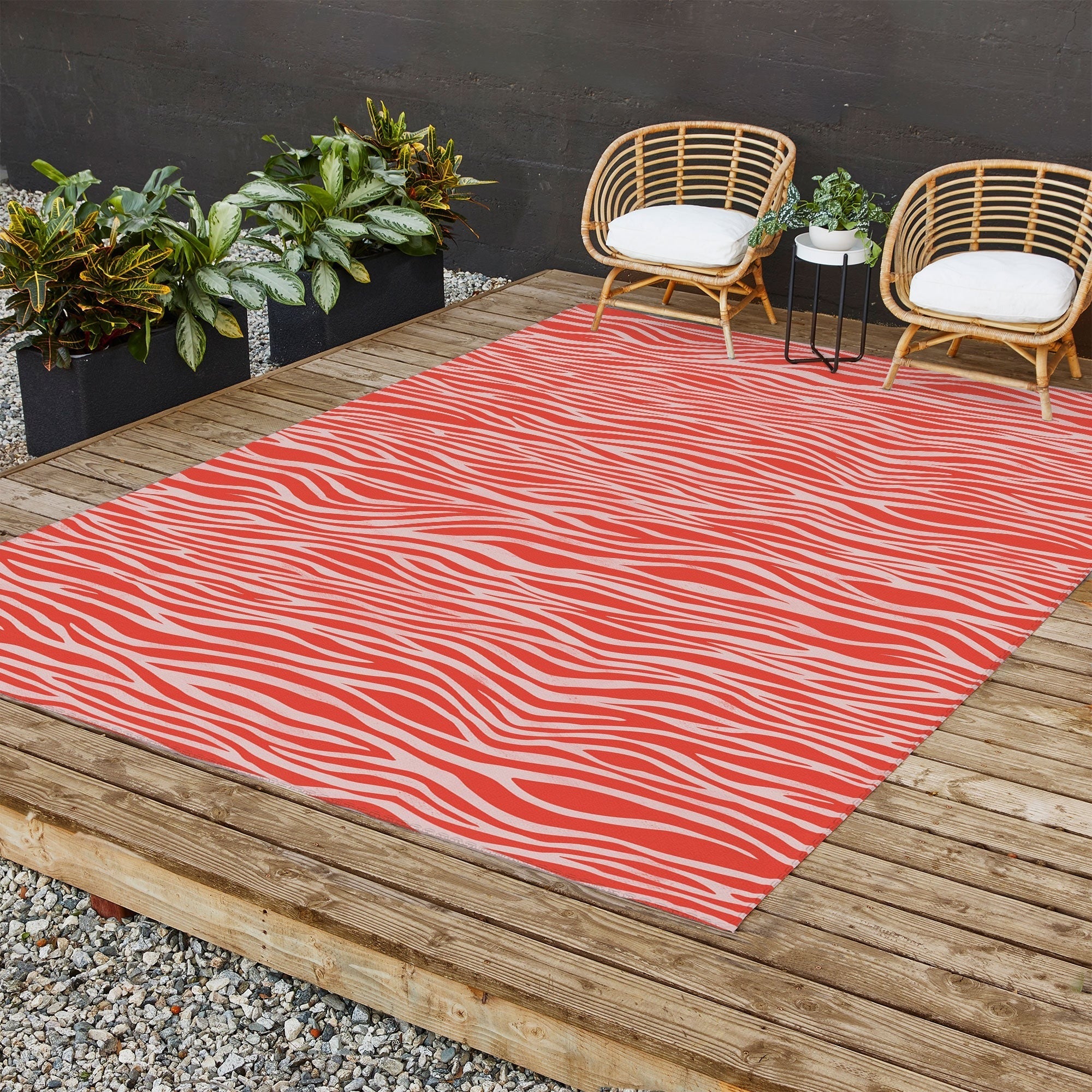 Avenie BR Red Zebra Stripe Outdoor Rug