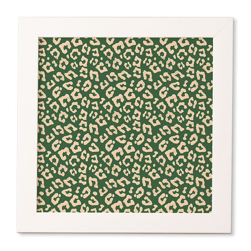 Avenie BR Cheetah Print In Green Framed Wall Art