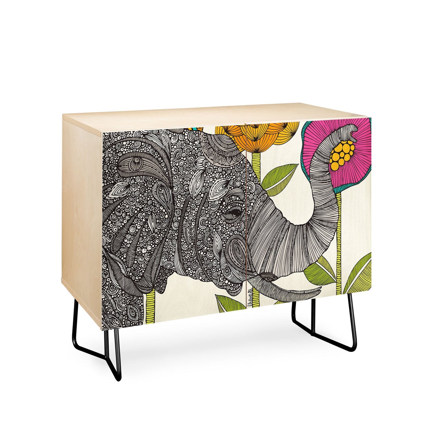 Valentina Ramos Aaron Credenza