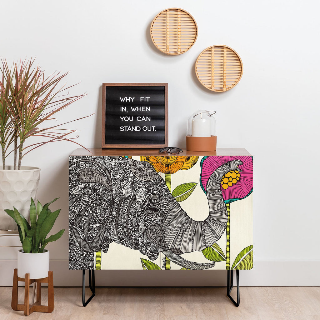 Valentina Ramos Aaron Credenza