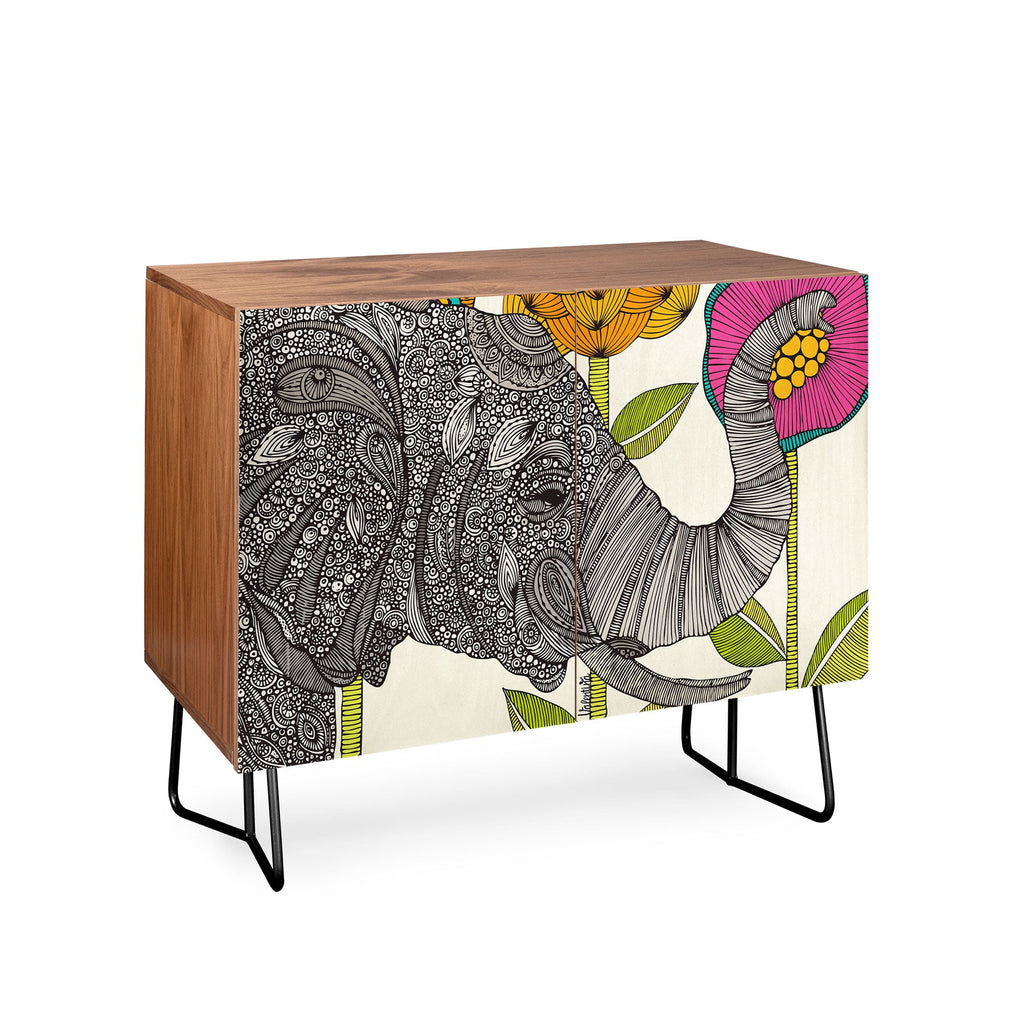 Valentina Ramos Aaron Credenza