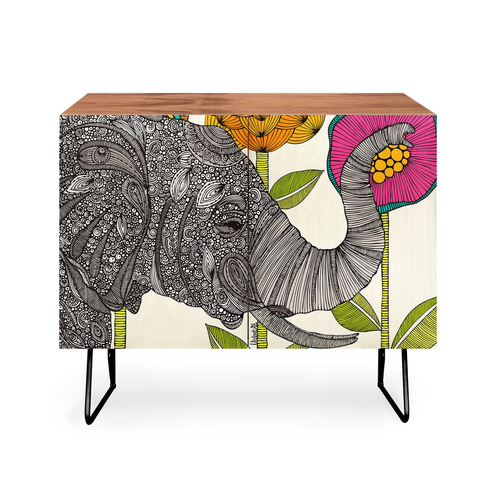 Valentina Ramos Aaron Credenza