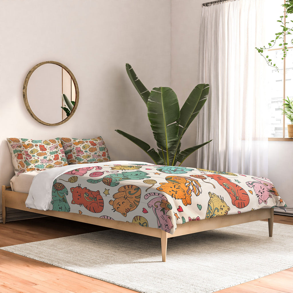 Valentina Ramos Floral Cats and Yarn Comforter