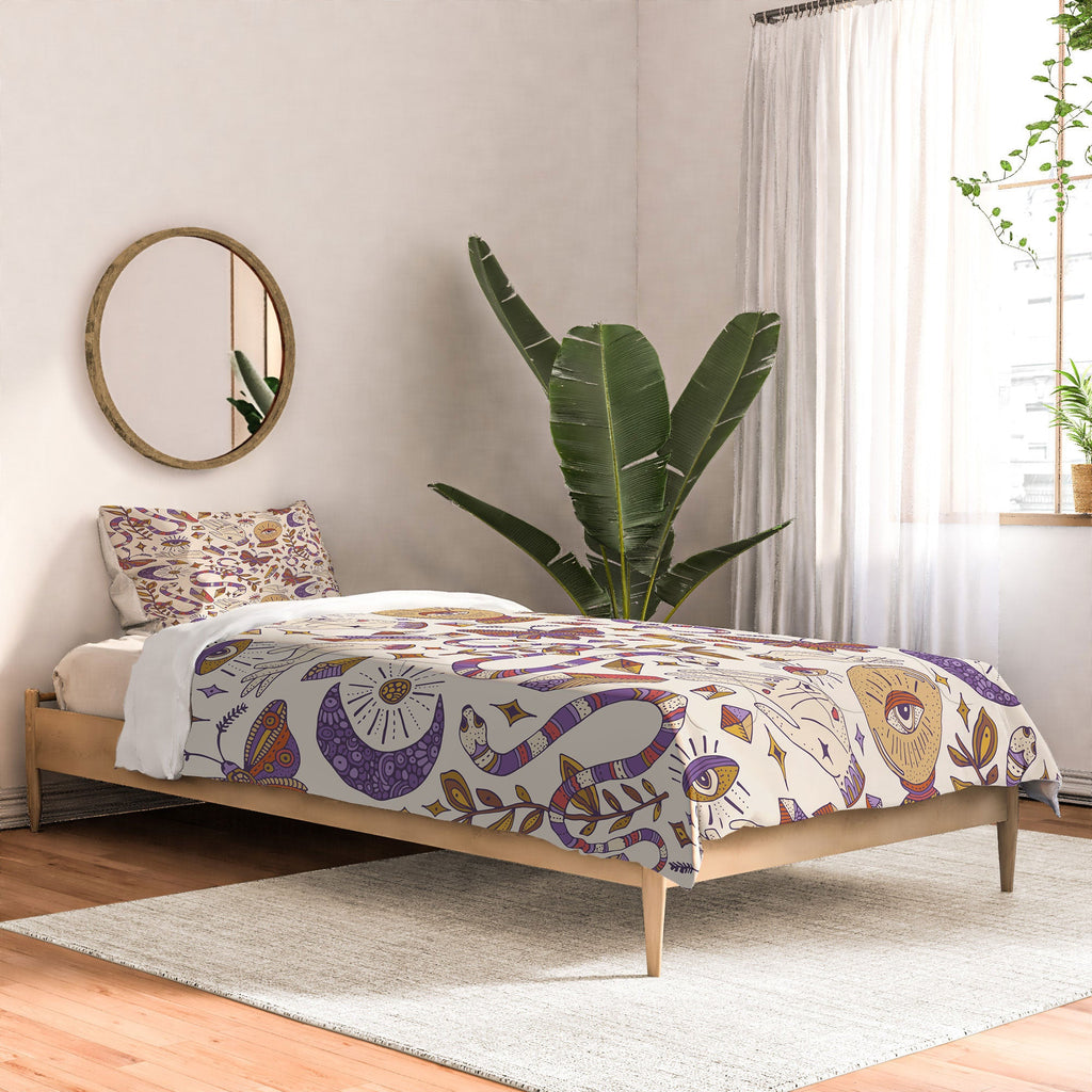 Valentina Ramos Mystic Magic Comforter