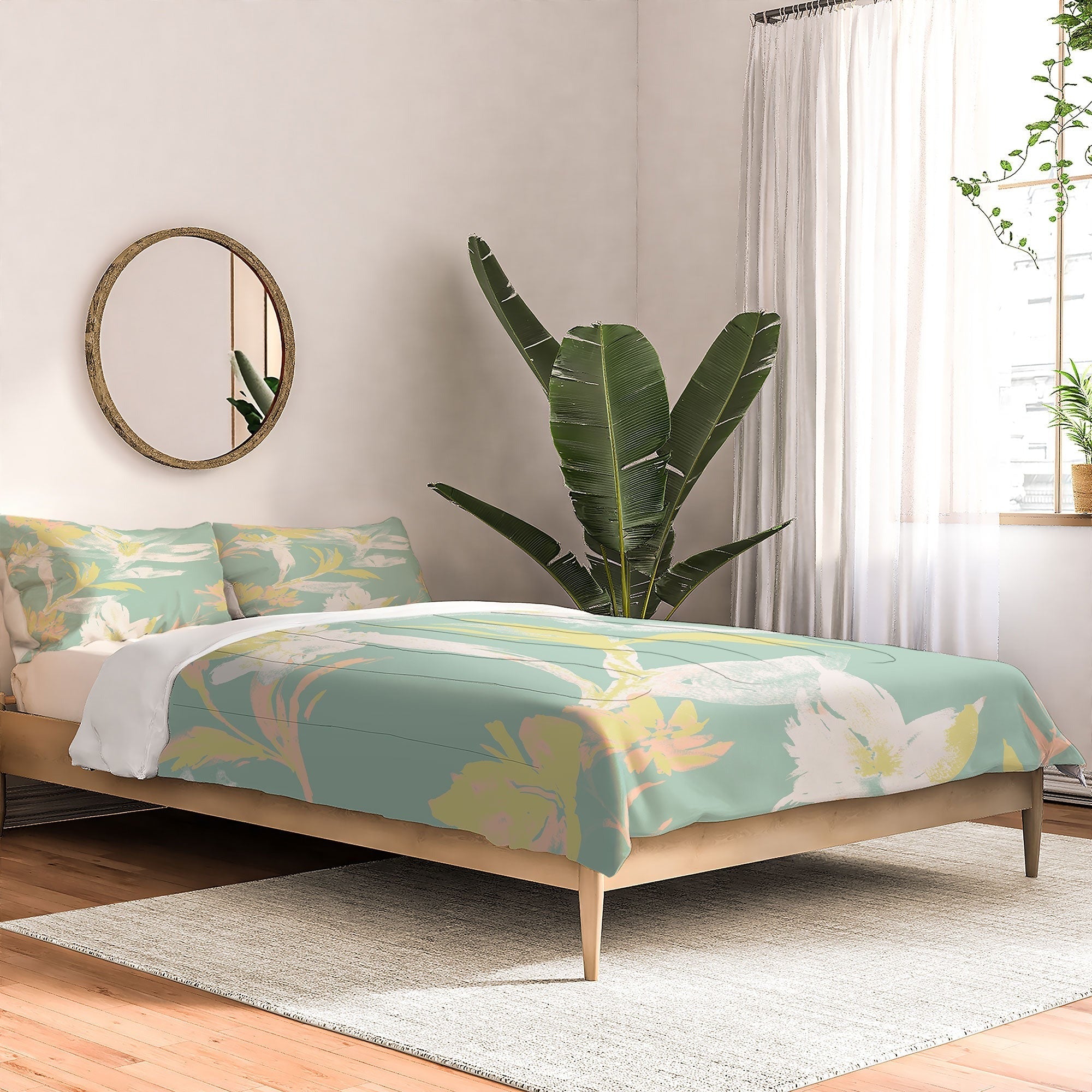Gabriela Fuente Emma Floral Mint Comforter