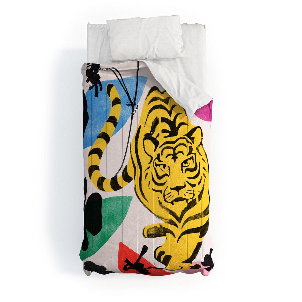Garima Dhawan wild 3 Comforter