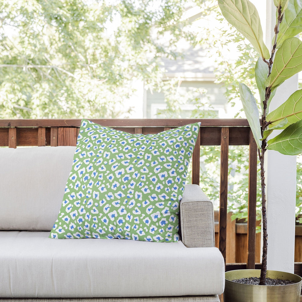 Avenie BR Cheetah Print Outdoor Throw Pillow