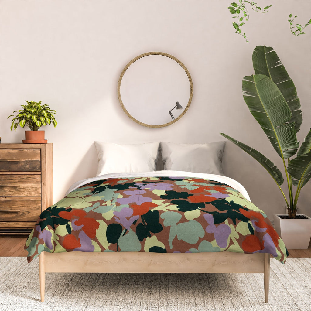Marta Barragan Camarasa Retro Bloom Medley Comforter