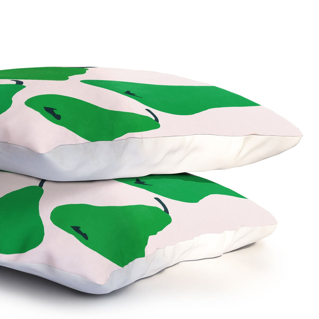 Garima Dhawan pears 1 Pillow Shams