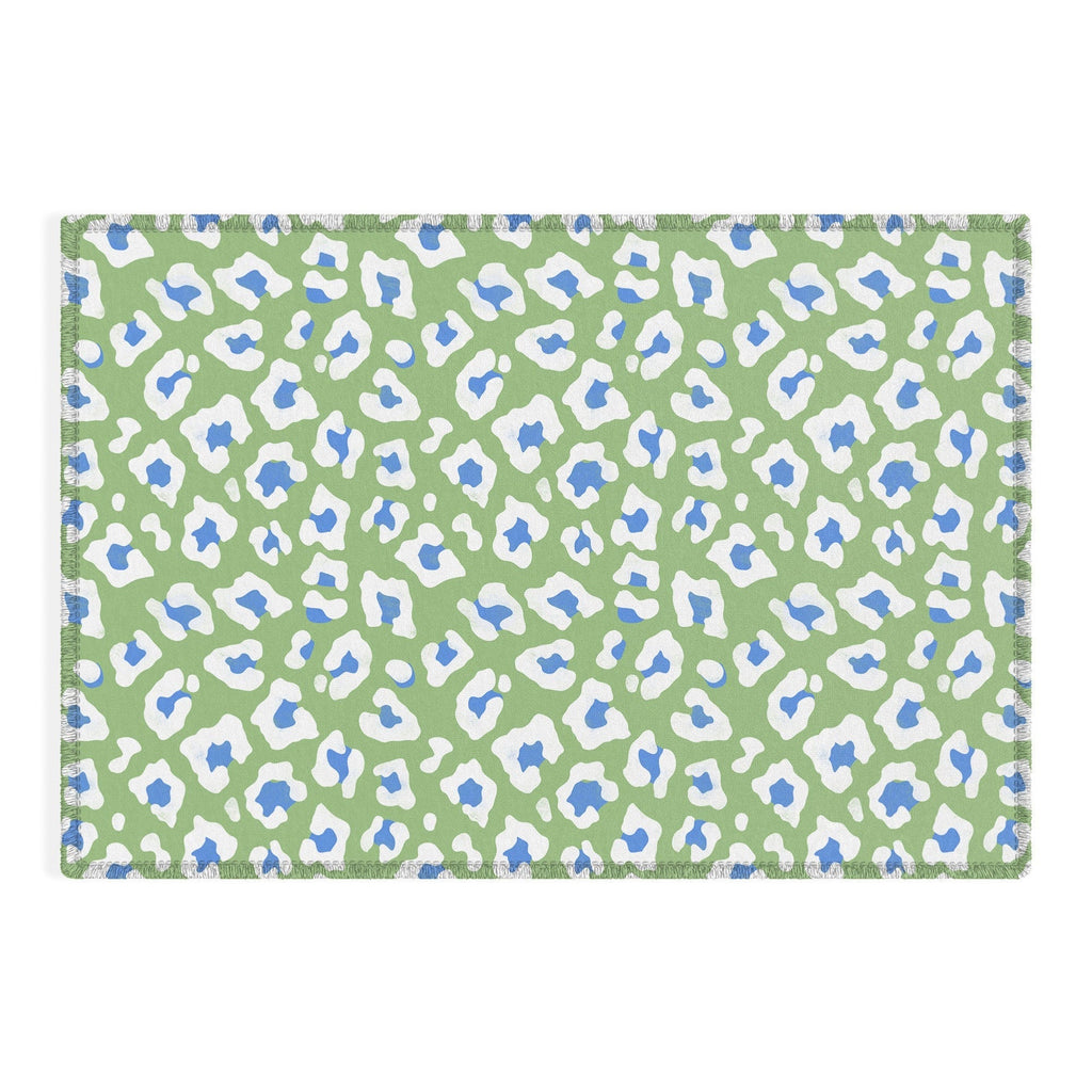 Avenie BR Cheetah Print Outdoor Rug
