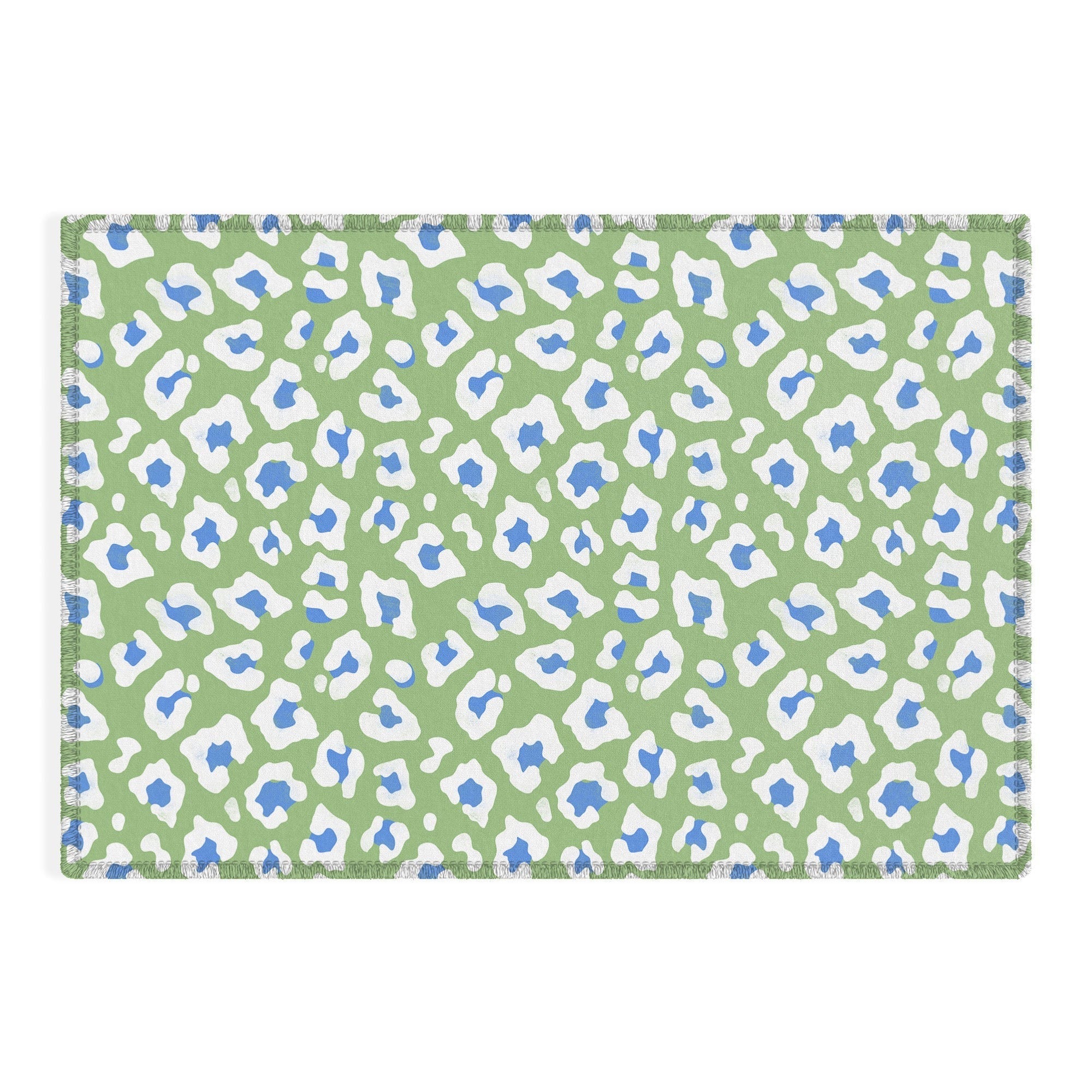 Avenie BR Cheetah Print Outdoor Rug