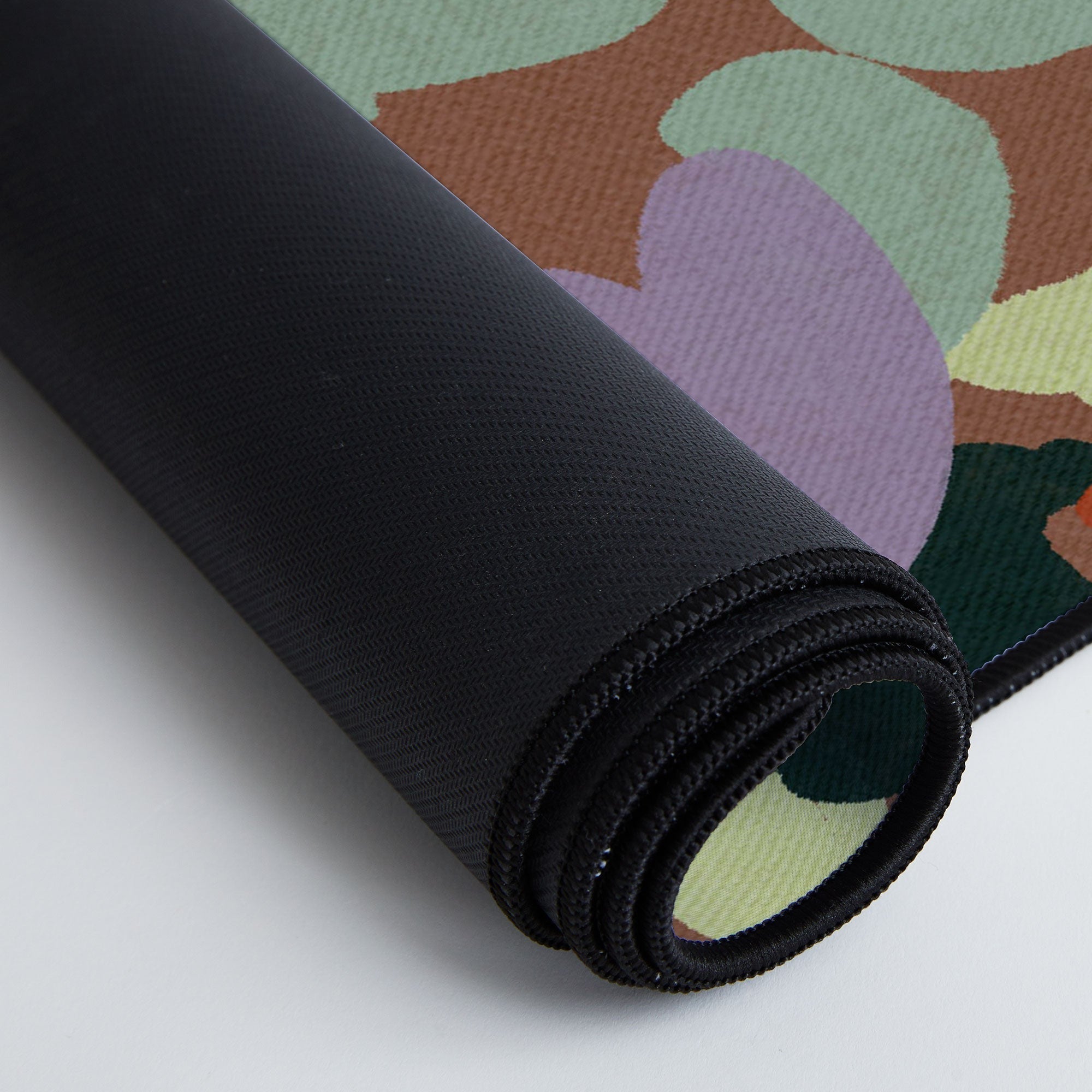 Marta Barragan Camarasa Retro Bloom Medley Desk Mat