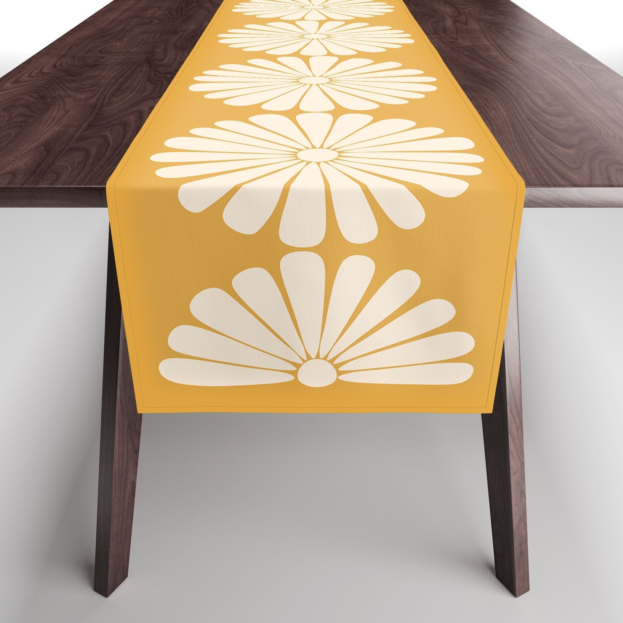 Colour Poems Retro Daisy XIX Table Runner