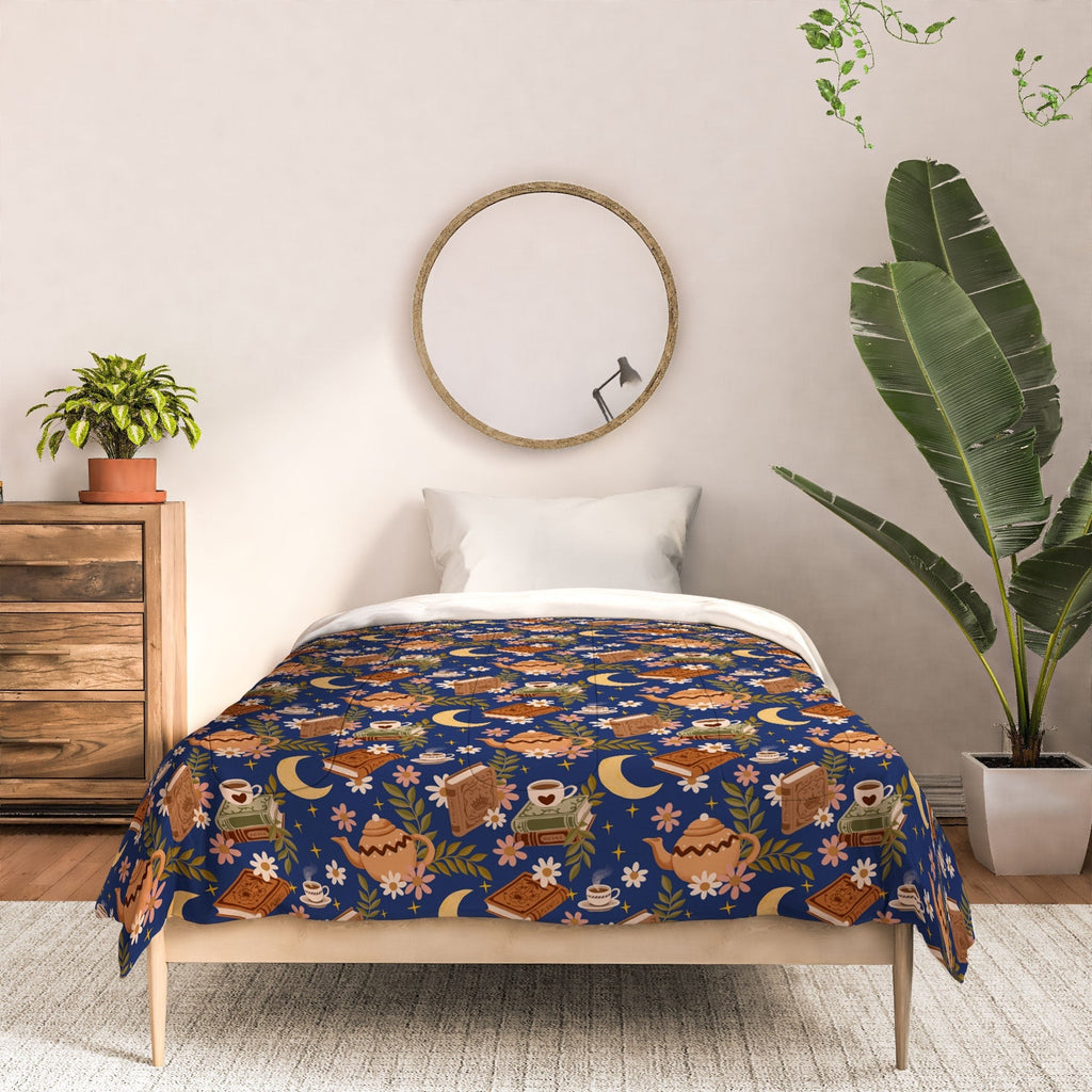 Avenie Moonlit Reading Nook II Comforter